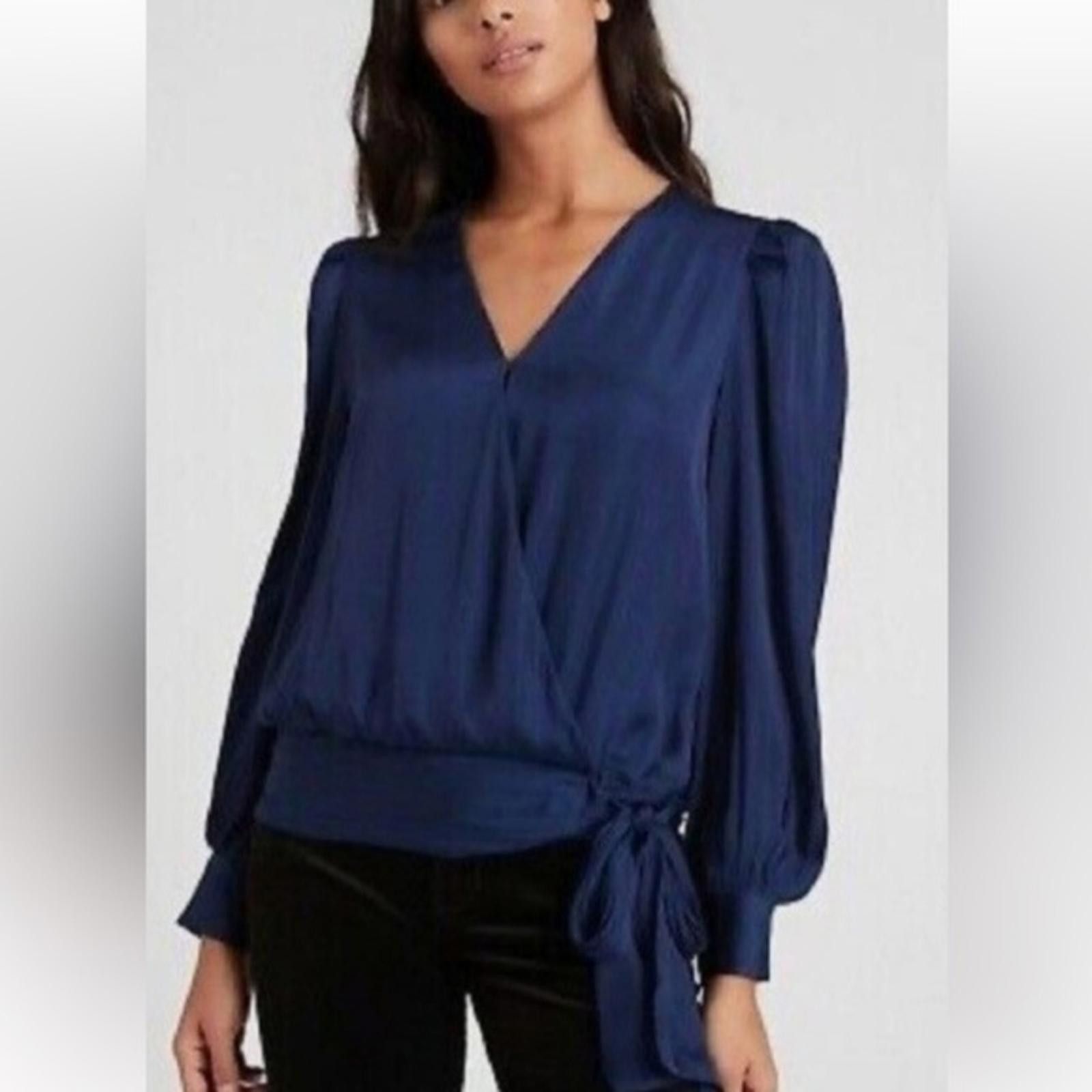 Banana Republic Banana Republic Medium Tall Satin Wrap Top Navy Sash Waist Size M / US 6-8 / IT 42-44 - 1 Thumbnail