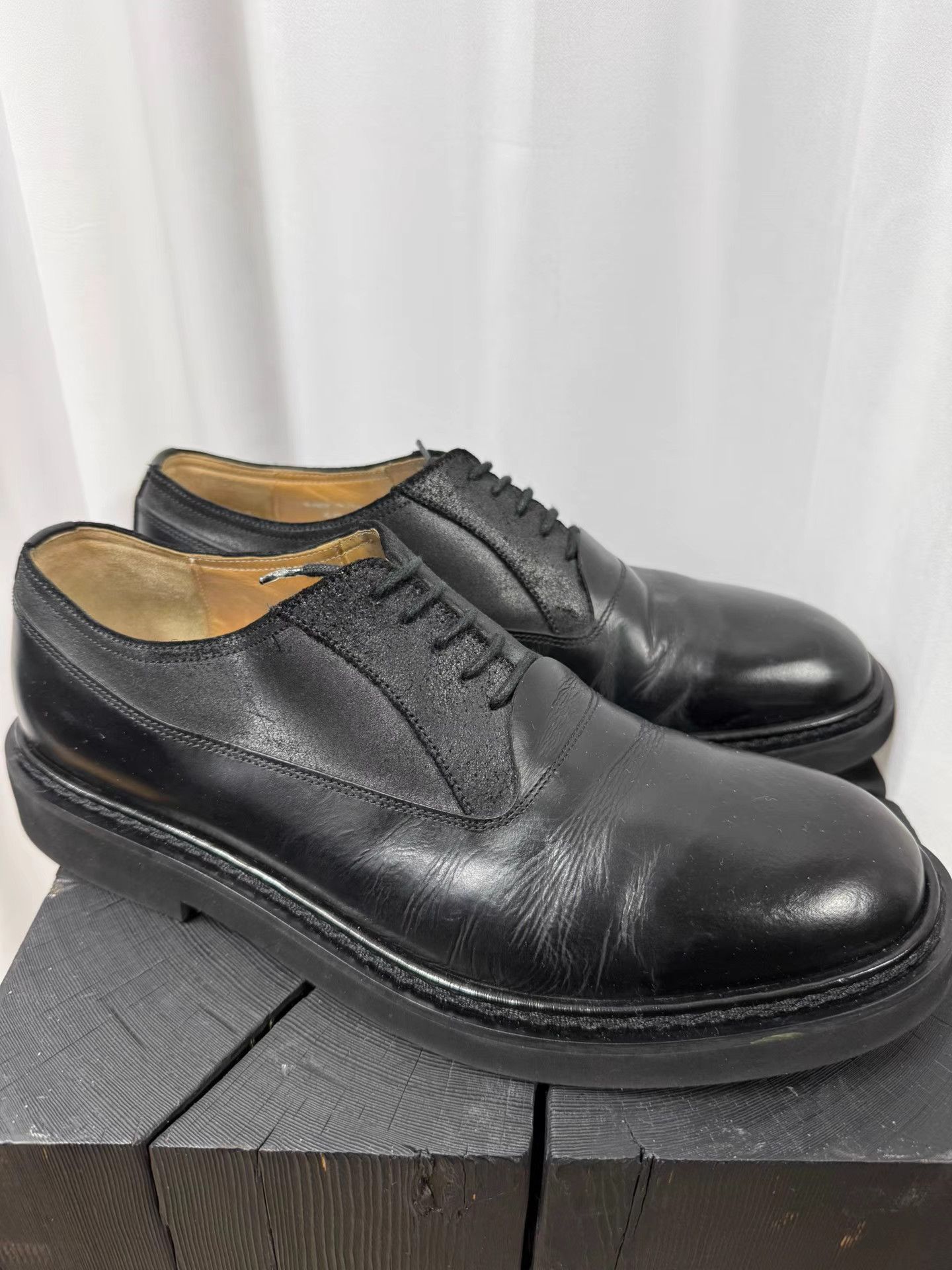 Maison Margiela Maison Margiela Suede Panel Derby Shoes K20 Size US 7 / EU 40 - 1 Thumbnail