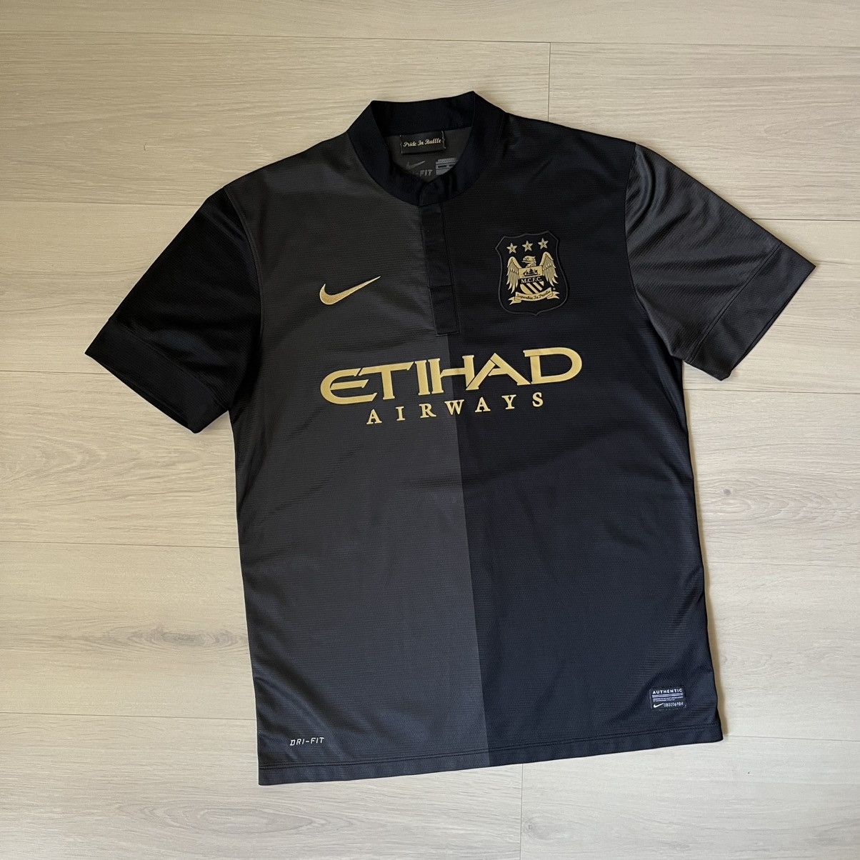 Nike Manchester City Football Shirt Alvaro Negredo #9 Size M