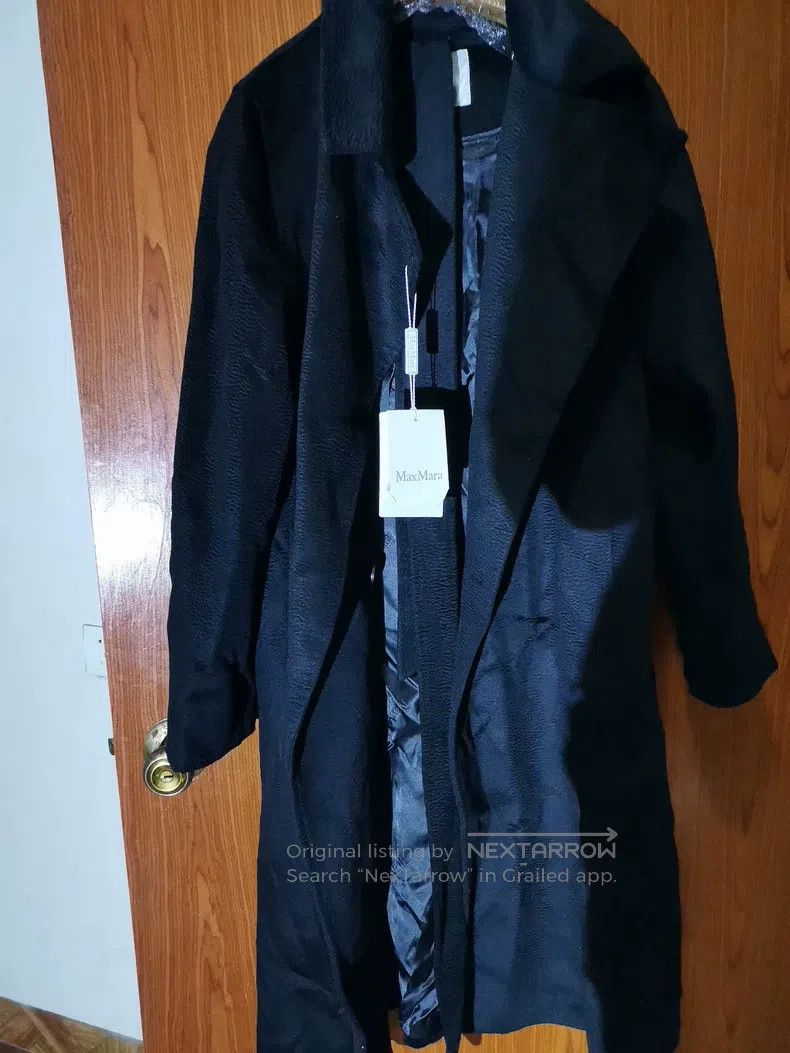 Max Mara Max Mara Black Coat Size XS / US 0-2 / IT 36-38 - 1 Thumbnail