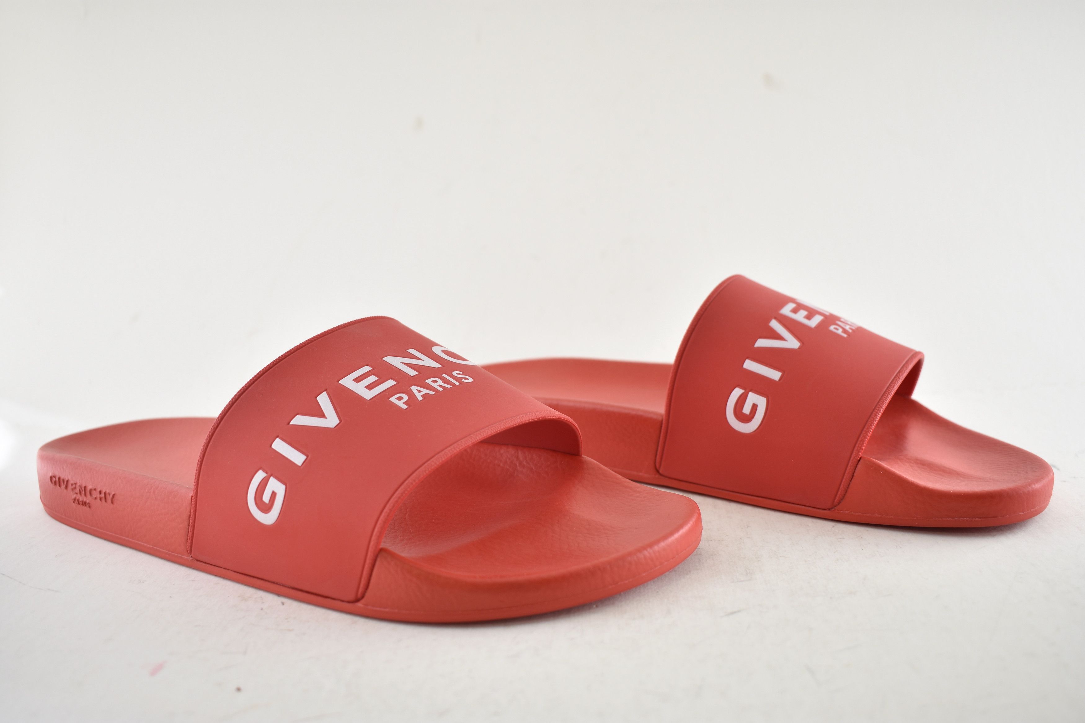 Givenchy Paris White Logo Rubber Pool Slide Sandal Flip Flop 44 11 Size US 11 / EU 44 - 3 Thumbnail