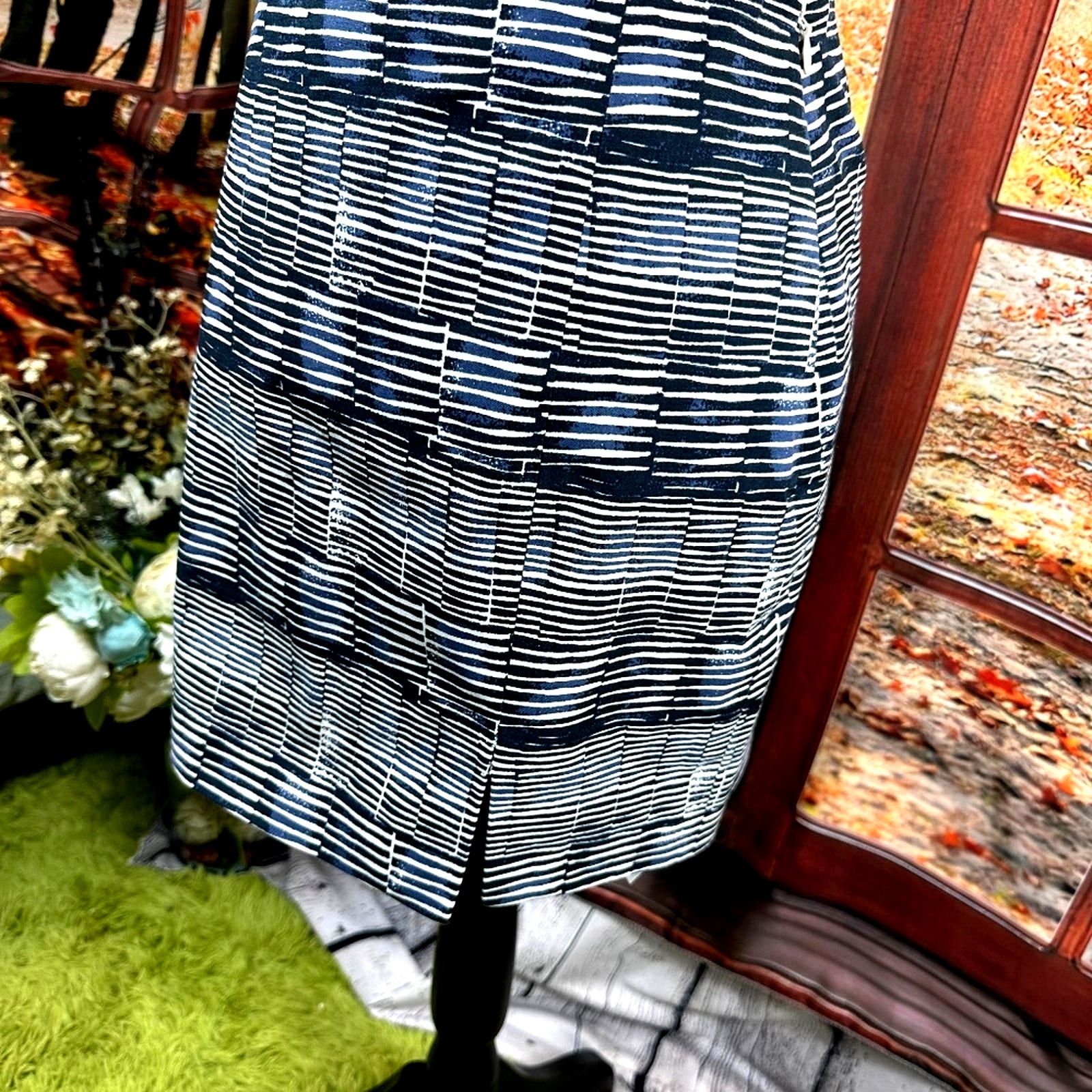 Kate Spade Kate Spade Saturday Striped Mini Skirt Navy/White size 2 Size 25" / US 0 / IT 36 - 6 Thumbnail