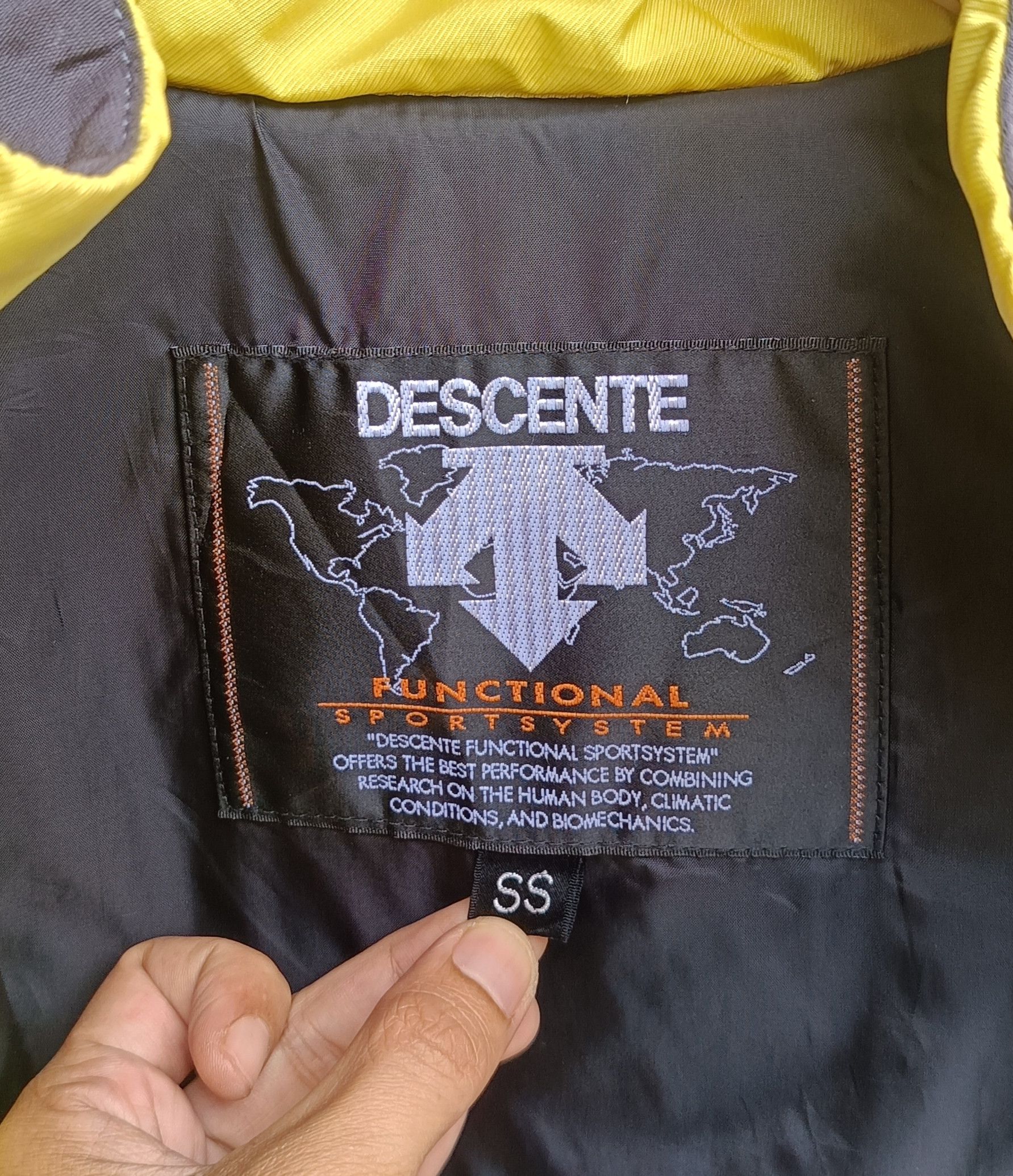 DESCENTE - A-5000 DESCENTE - Swiss Insulated Jacket - Men's ski coat – Le