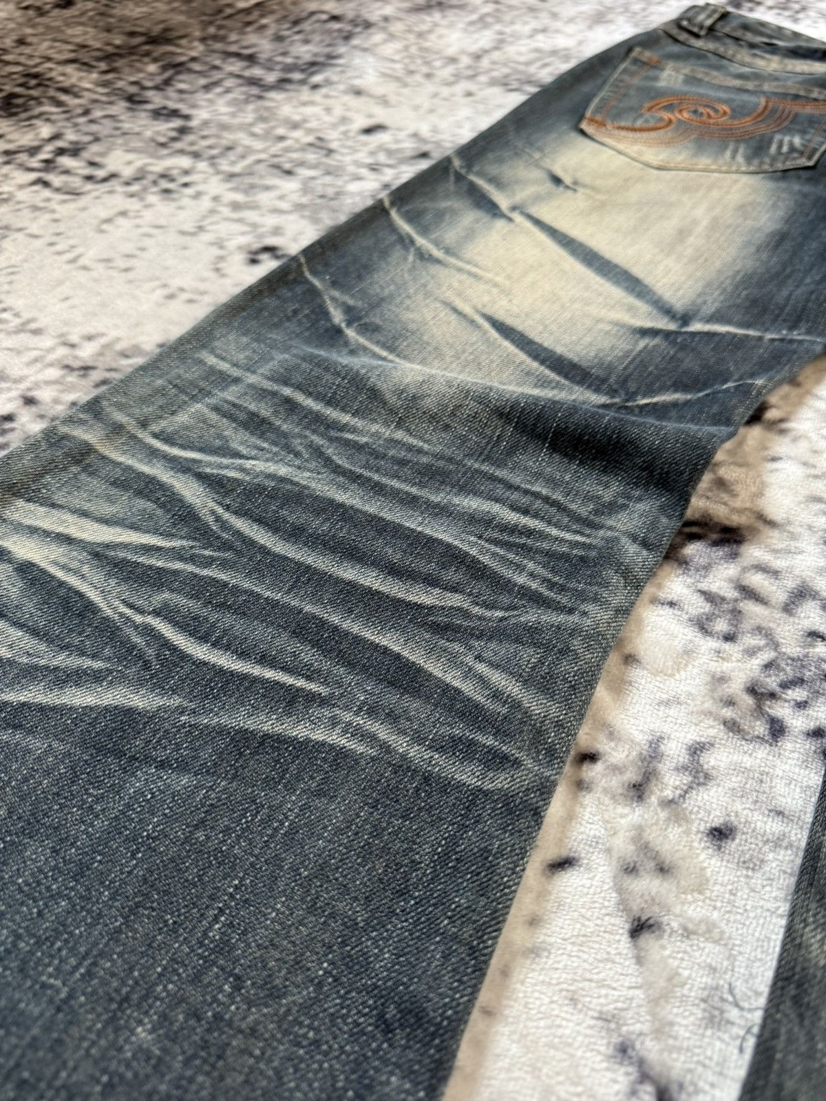 Japanese Brand Tokyo Underground Studded Mud Wash Flared Jeans Size US 30 / EU 46 - 18 Thumbnail