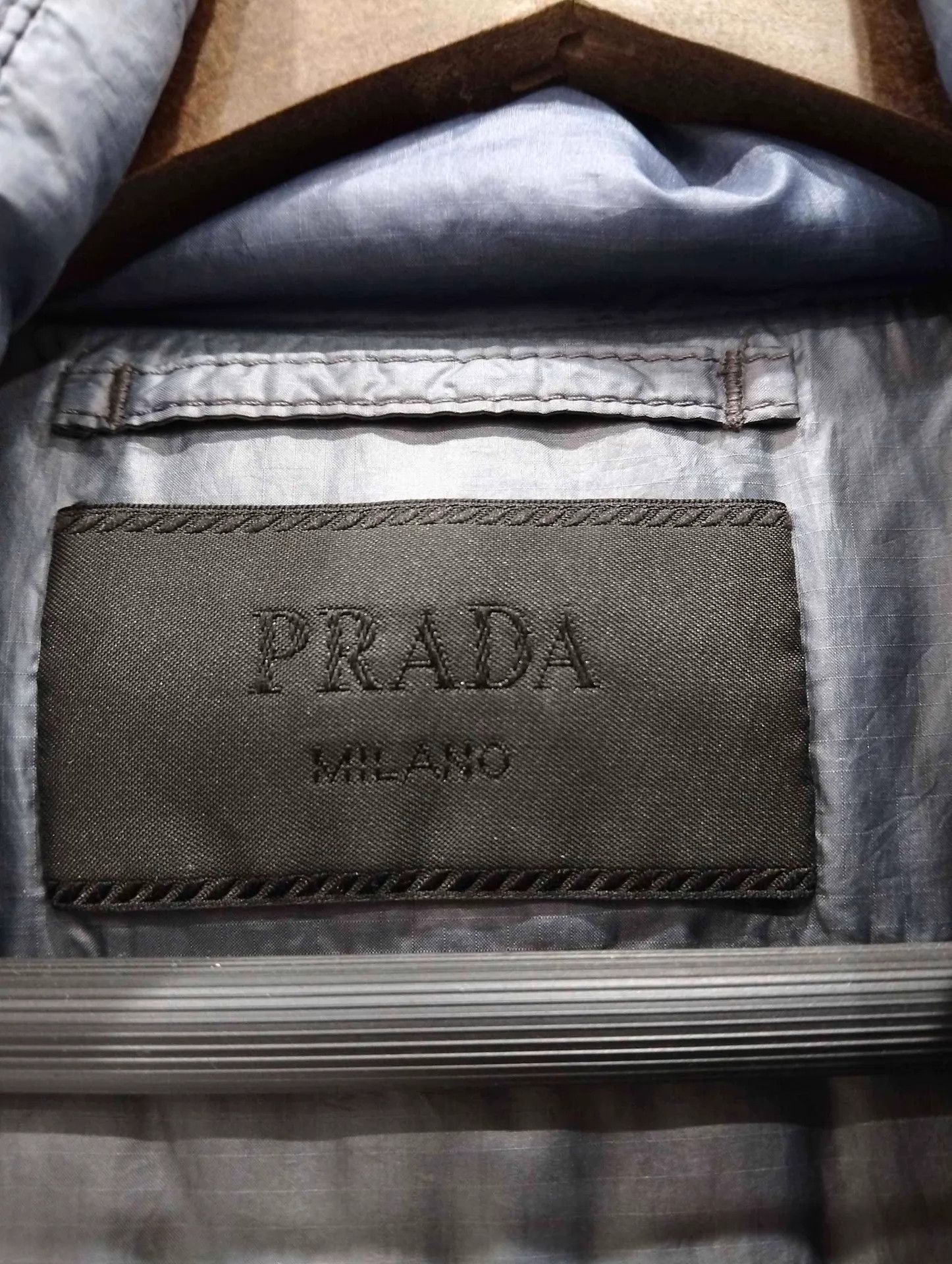 Prada Prada solid triangle logo stand collar puffer size 48 Size US M / EU 48-50 / 2 - 3 Thumbnail