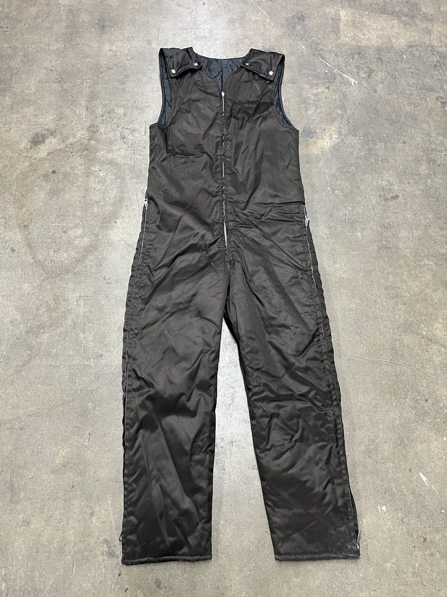 Vintage Vintage 1990s Brown Quilted Snow Bib Snowsuit Size L Size US L / EU 52-54 / 3 - 1 Thumbnail