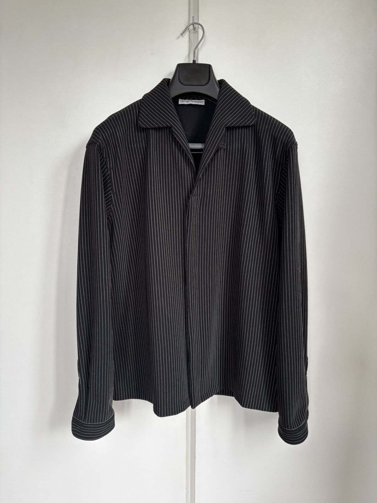 Emporio Armani 90s Emporio Armani Pinstripe Concealed Button Shacket Size US M / EU 48-50 / 2 - 2 Thumbnail