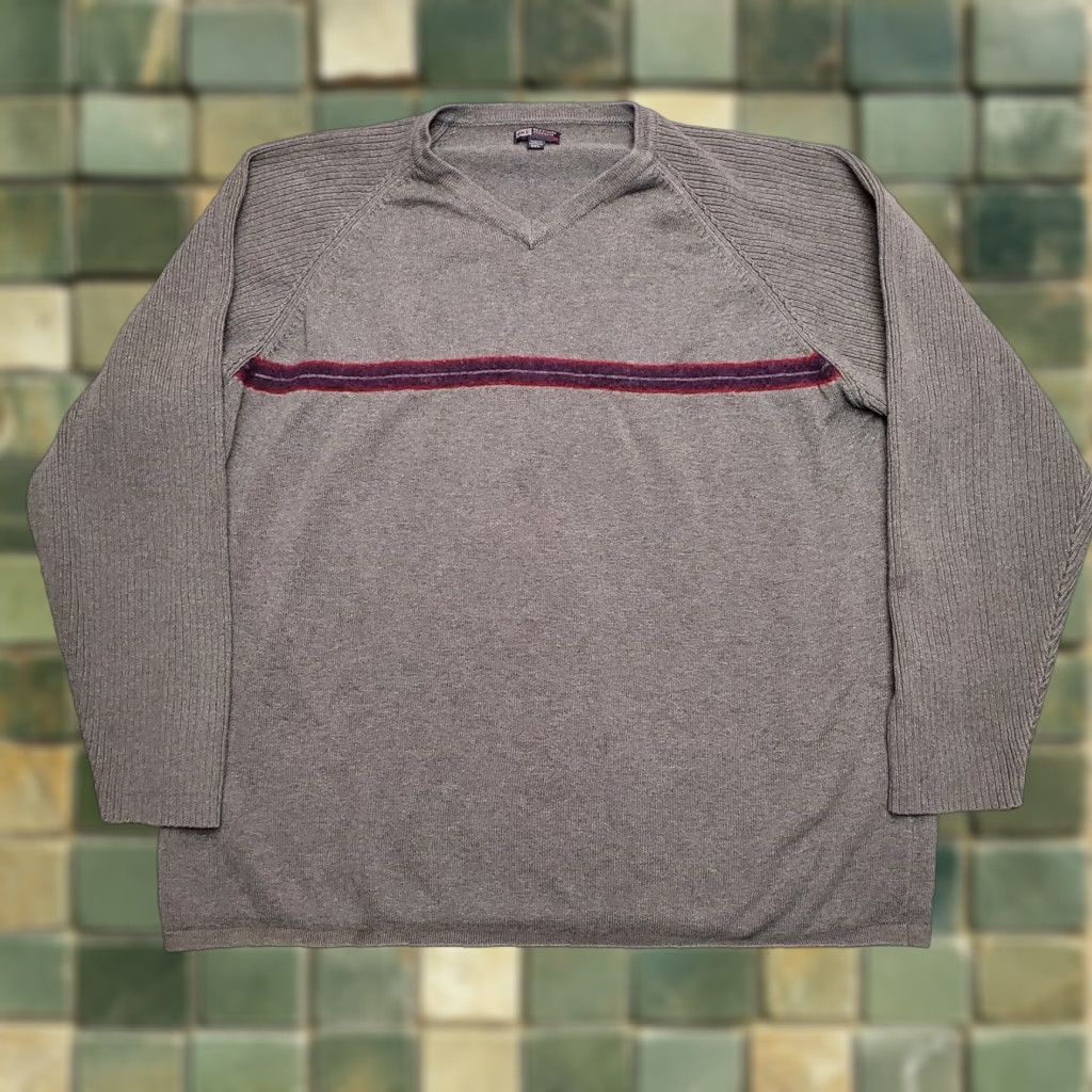 Vintage VINTAGE Buckle Sweater Mens 2XL Grey Lambswool Blend V-Neck Pullover Knit Casual Mens Size US XXL / EU 58 / 5 - 1 Thumbnail