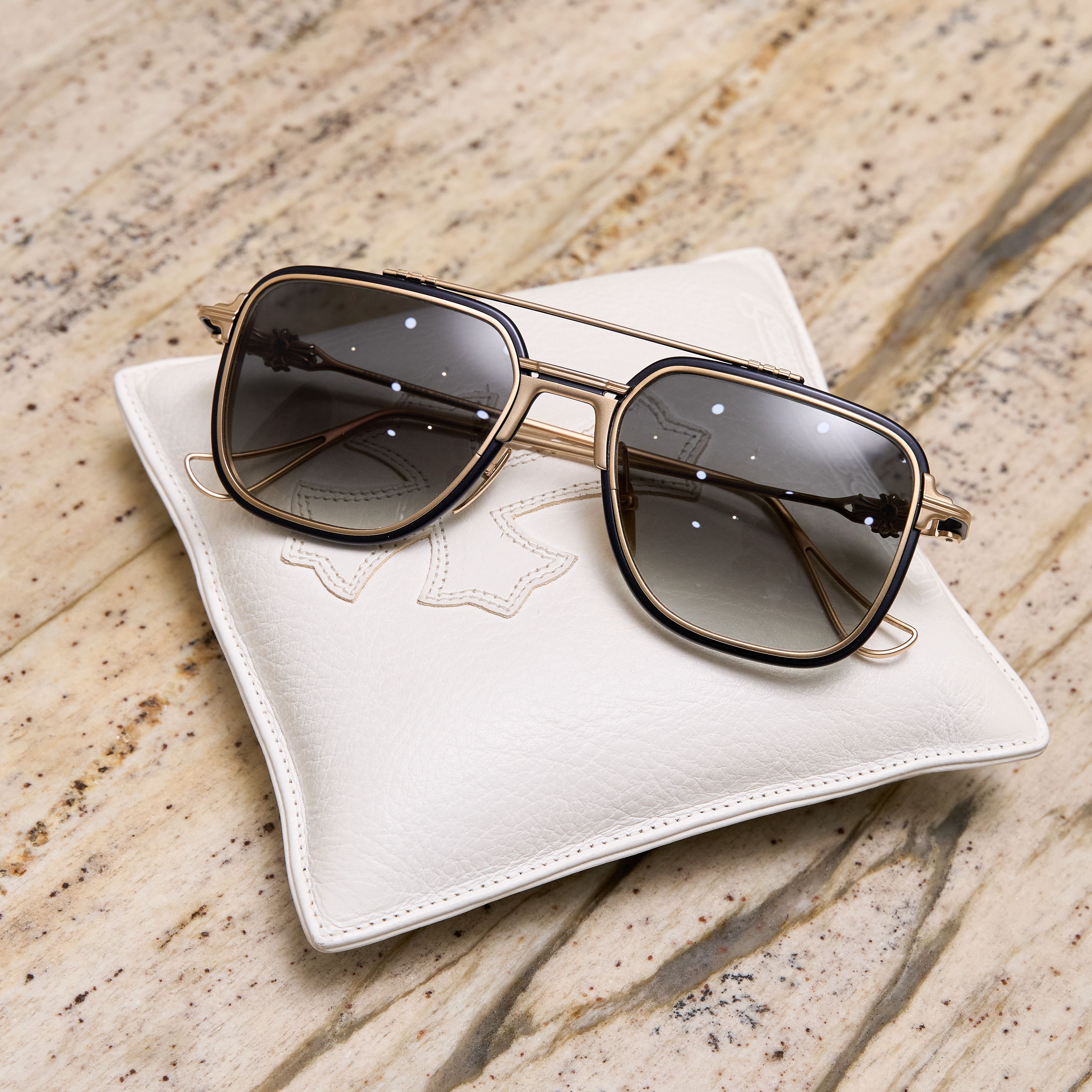 Chrome Hearts CHROME HEARTS HUMPSTER Matte Black/Gold Plated Size ONE SIZE - 7 Thumbnail