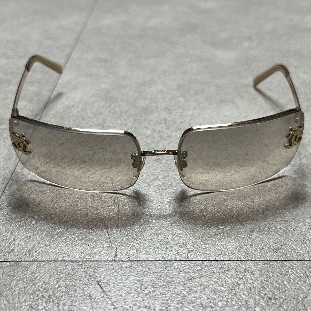 Chanel Chanel Swarovski 4104-B 125/13 Sunglasses Size ONE SIZE - 2 Thumbnail