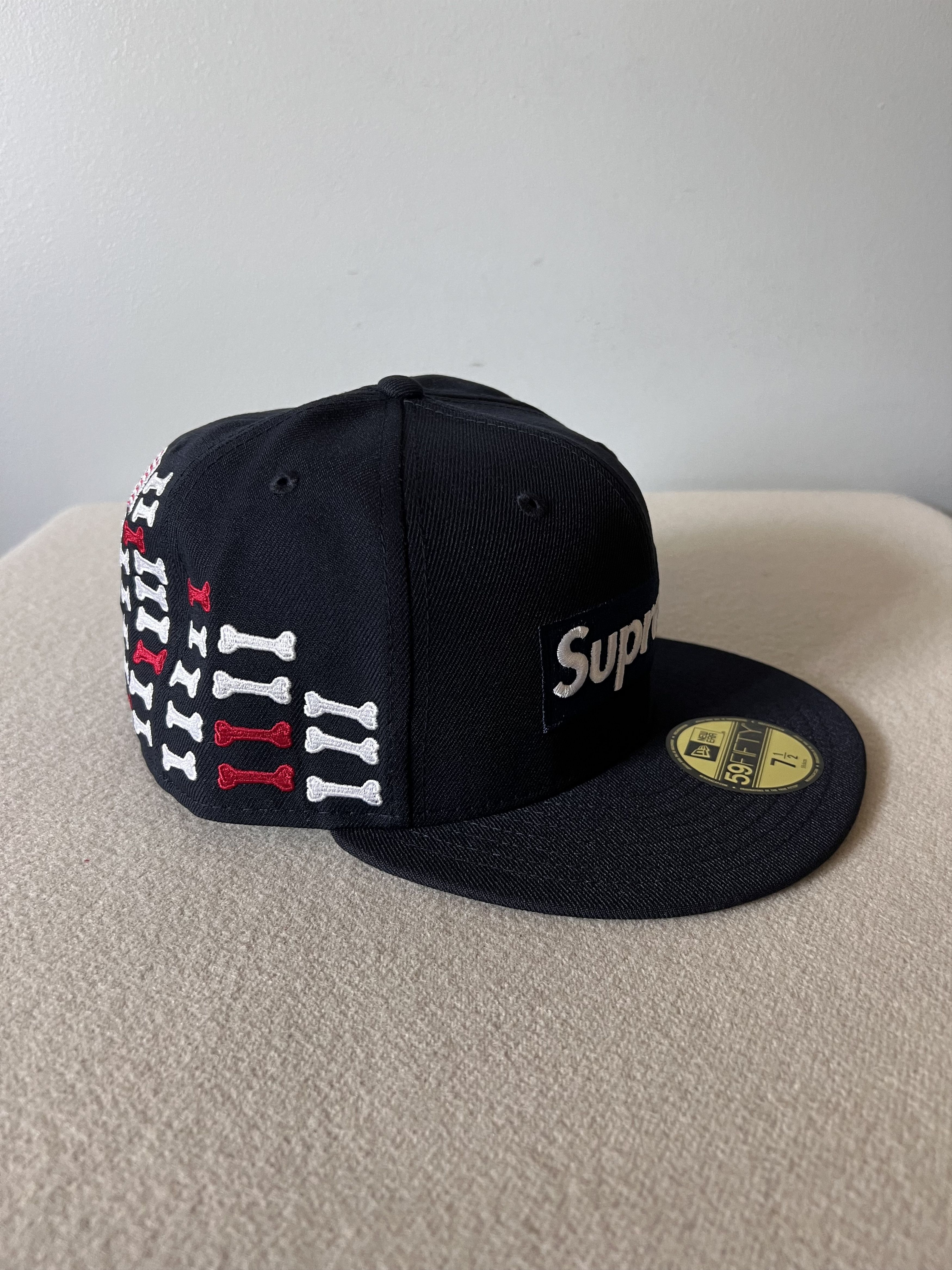 Supreme 7 3/4 Supreme Bones Box Logo New Era Hat Purple