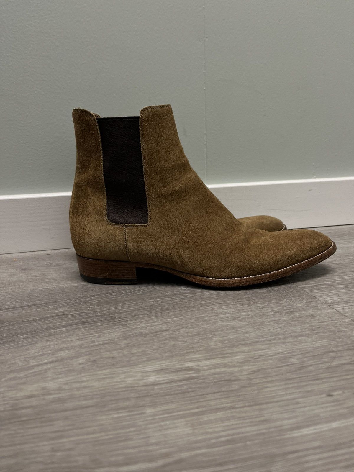 Saint Laurent Paris Wyatt Chelsea Boot Size US 8.5 EU 41.5 Size US 8.5 / EU 41-42 - 6 Thumbnail