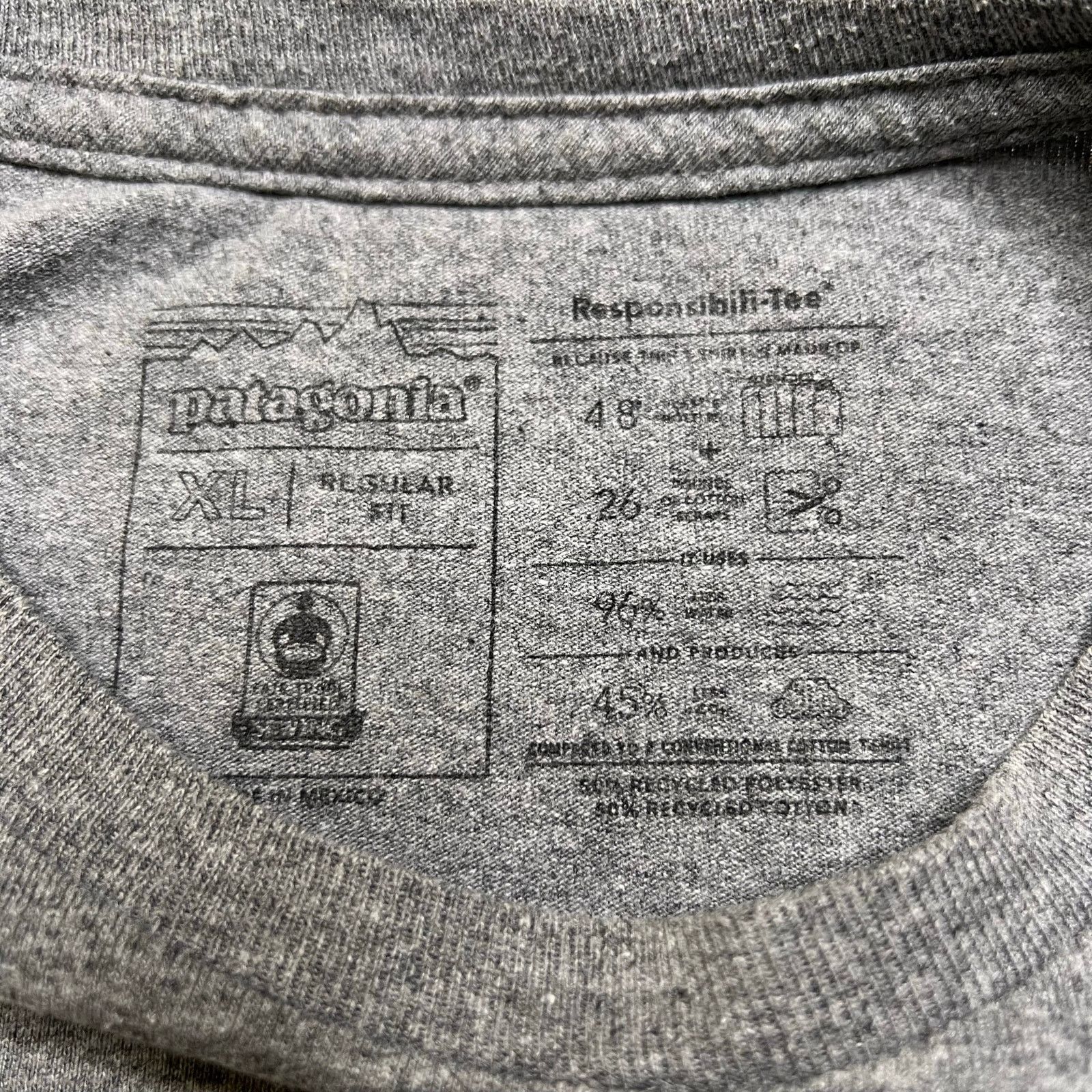 Patagonia Patagonia P-6 Logo Responsibili Tee Graphic T Shirt Men’s XL Size US XL / EU 56 / 4 - 4 Thumbnail