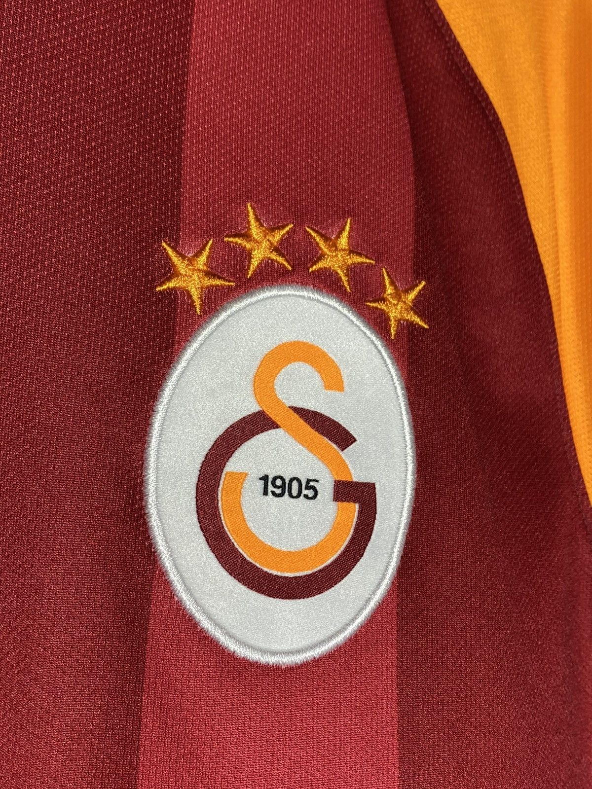 Nike Nike FC Galatasaray 2019/20 Home Football Shirt Size US L / EU 52-54 / 3 - 6 Thumbnail