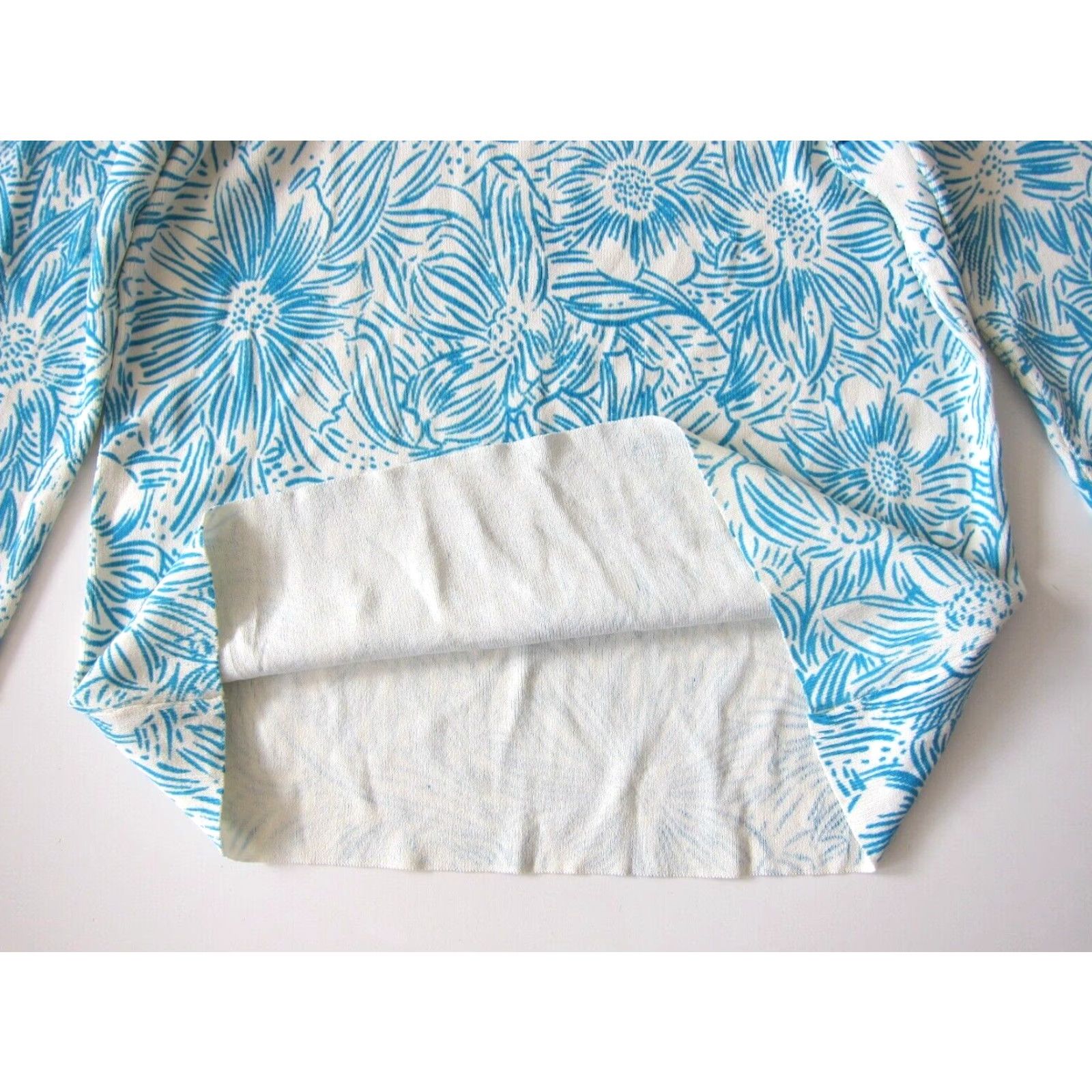 Vintage VINTAGE Pierri New York Blue Ivory Floral Stretch Scoop Neck 3/4 Sleeve Sweater Large Size L / US 10 / IT 46 - 5 Thumbnail