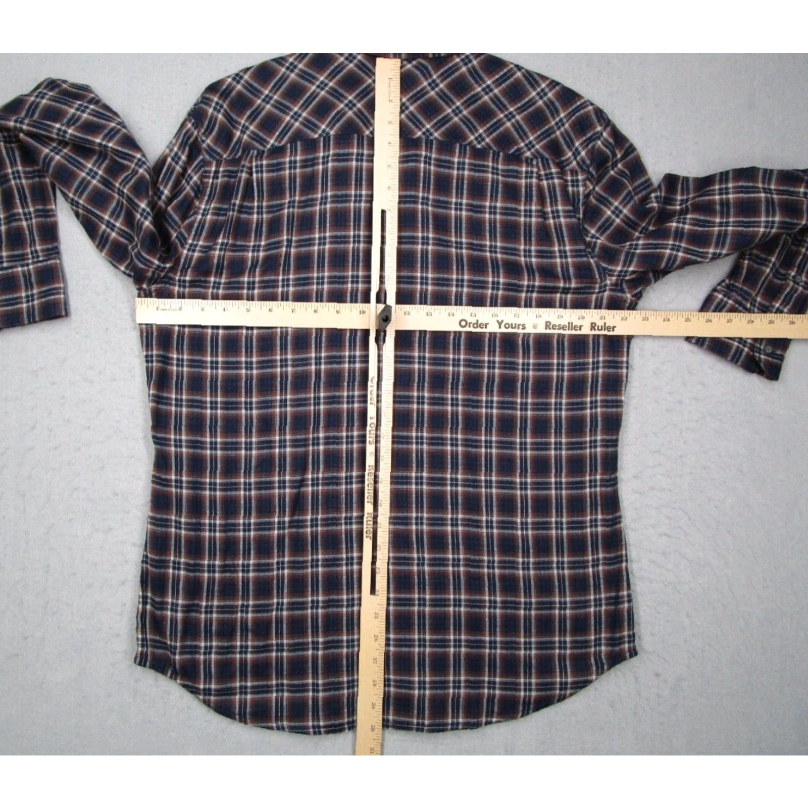 Vince Vince Mens Large Blue Plaid Button-Up Long Sleeve Shirt - Cotton Classic Fit, Lightweight Size US L / EU 52-54 / 3 - 6 Thumbnail