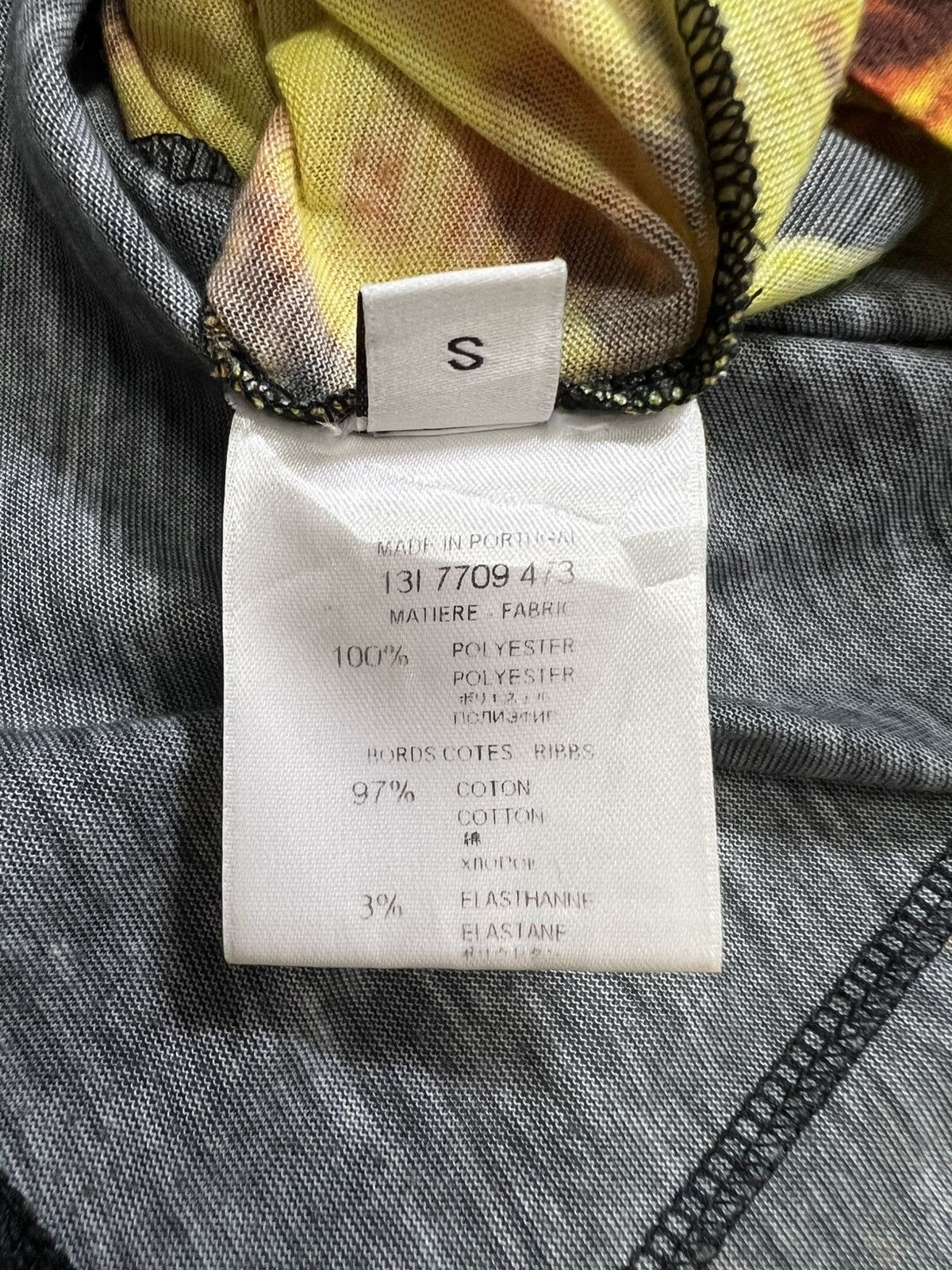 Givenchy Givenchy - Riccardo Tisci - “Madonna In Flames” T-Shirt Size US S / EU 44-46 / 1 - 14 Thumbnail