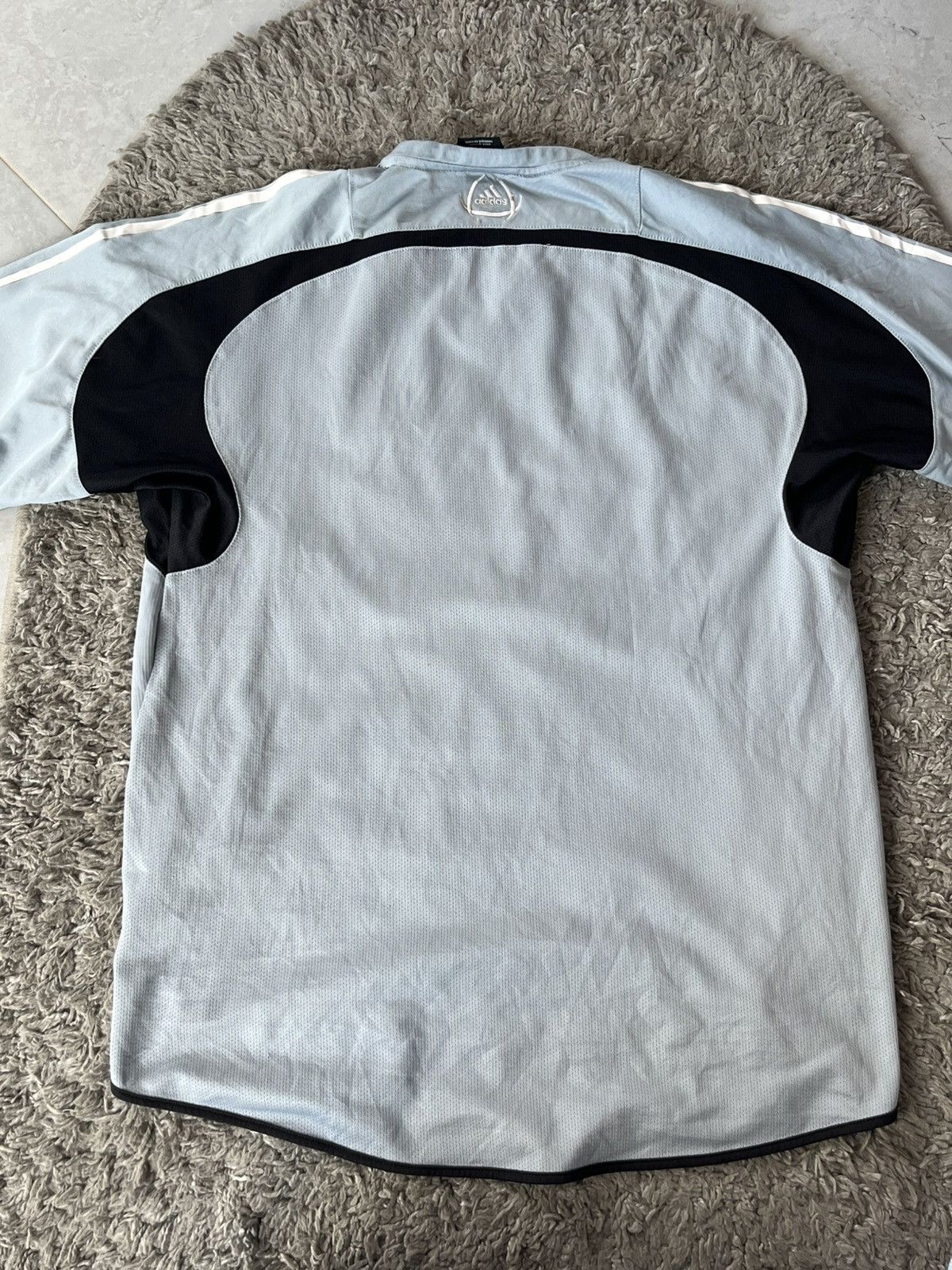 Vintage Vintage Adidas Soccer Jersey Real Madrid 2004-2005 Size US S / EU 44-46 / 1 - 8 Thumbnail