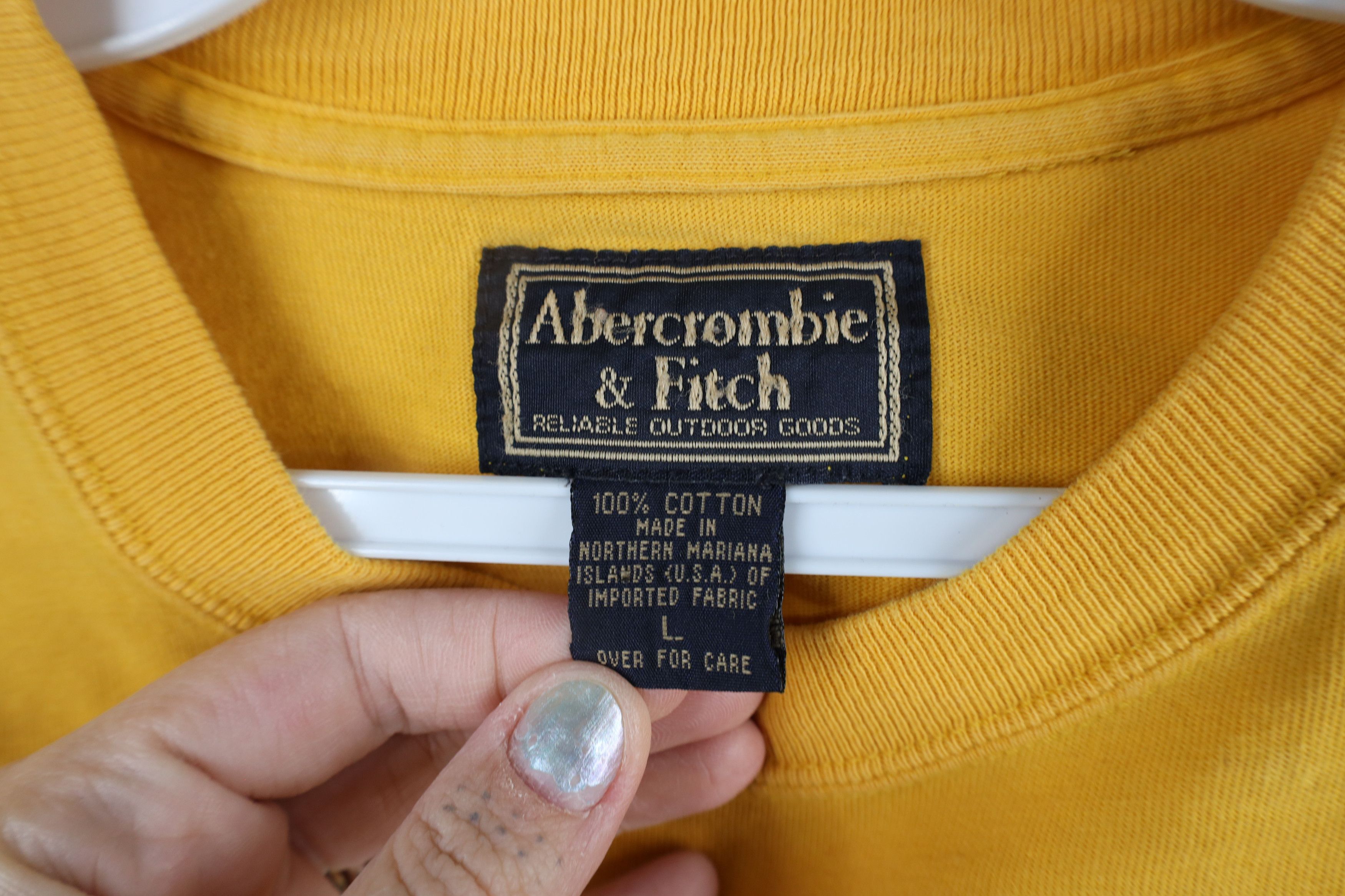 Abercrombie & Fitch × Vintage Vintage 90s Abercrombie & Fitch Out Block Letter T-Shirt Size US L / EU 52-54 / 3 - 9 Thumbnail