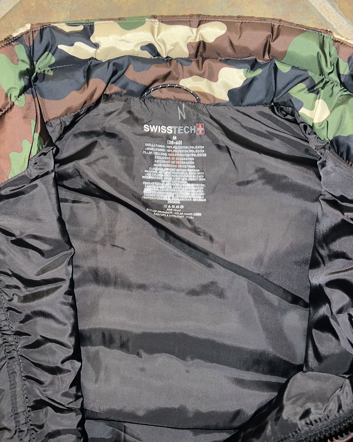Swissgear SWISSTECH PUFFER CAMO VEST Size US M / EU 48-50 / 2 - 12 Thumbnail