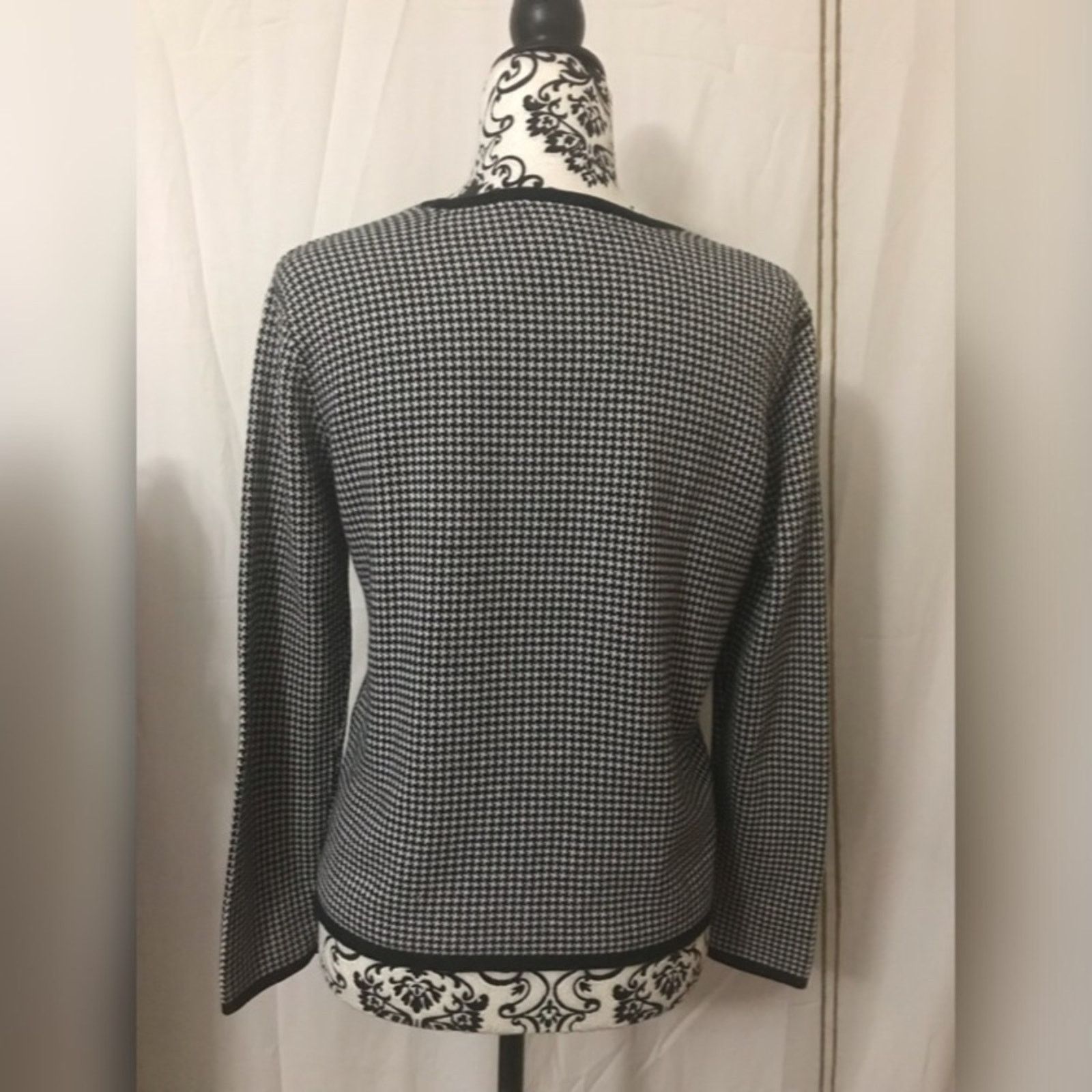 Other Petite Sophisticate Career Cardigan Sweater Size L / US 10 / IT 46 - 7 Thumbnail
