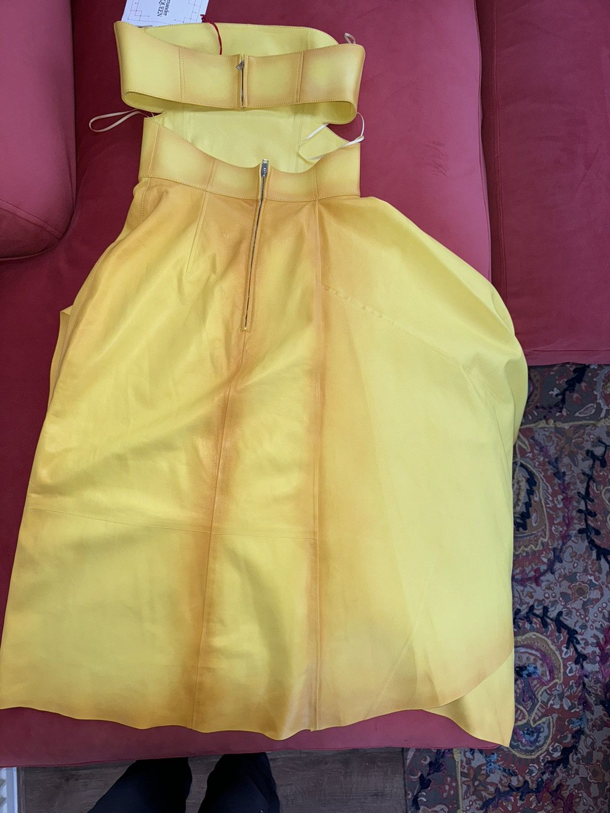 Alexander McQueen Alexander McQueen yellow leather dress, size XS Size XS / US 0-2 / IT 36-38 - 5 Thumbnail