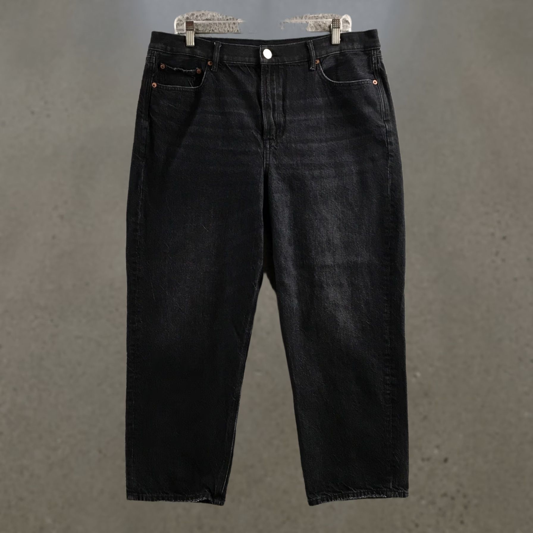 American Eagle Outfitters American Eagle Outfitters Jeans 16 Short Black Cotton Blend Denim Cropped Womens Size 38" / US 16 / IT 52 - 1 Thumbnail