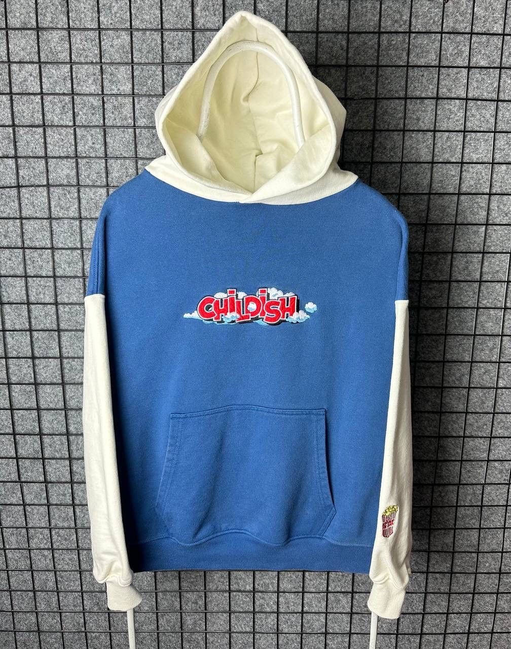 Band Tees × Rap Tees Childish hoodie welcome theme park size Xsmall Size US XS / EU 42 / 0 - 1 Thumbnail
