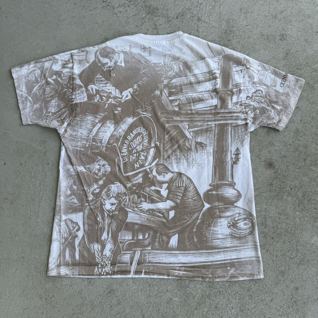 Vintage Vintage Glenmorangie Scotch Whiskey All Over Print T- Shirt Size US XL / EU 56 / 4 - 6 Thumbnail