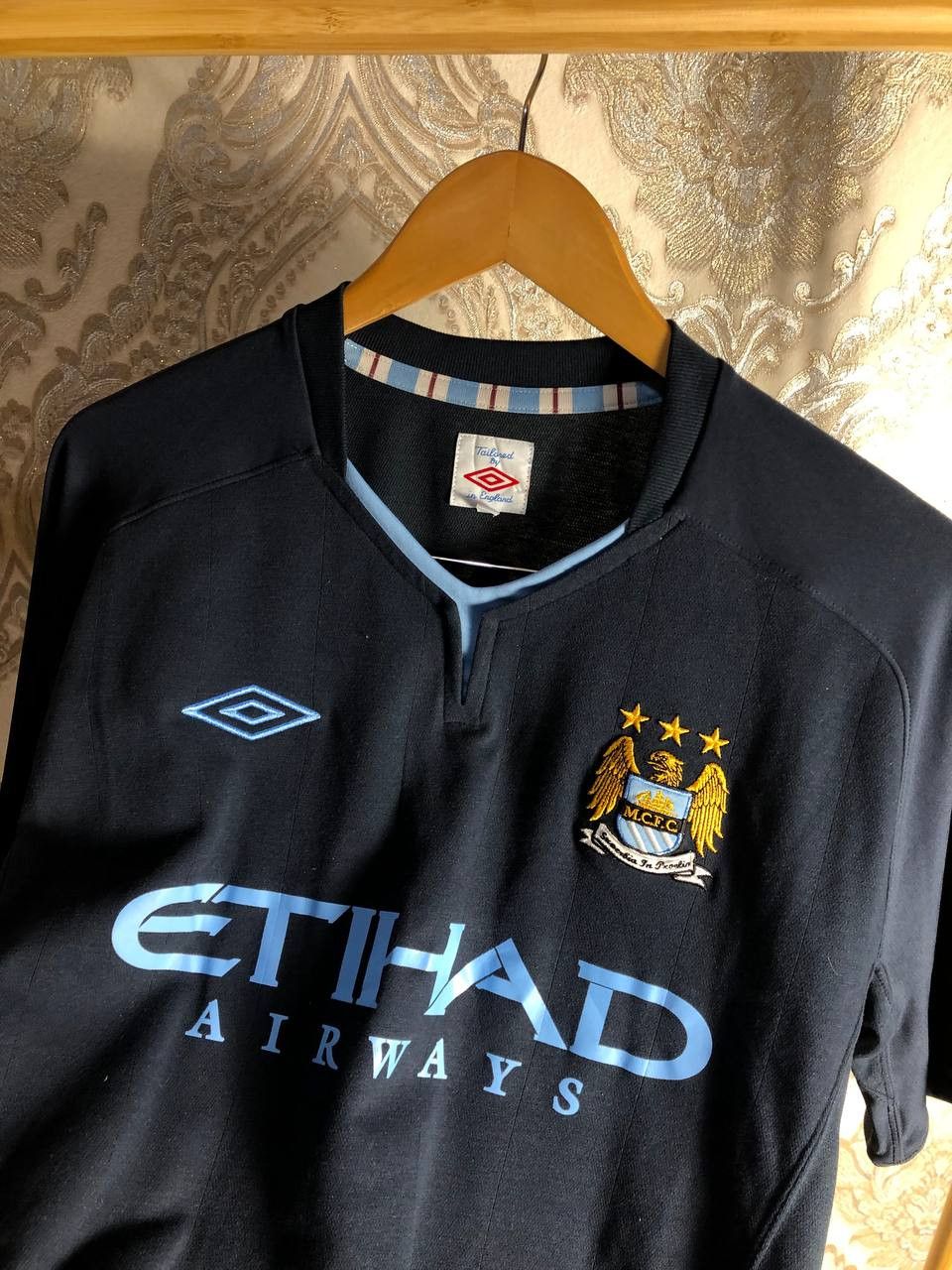 Umbro Vintage Umbro FC Manchester City England Soccer Jersey Retro Size US M / EU 48-50 / 2 - 4 Thumbnail