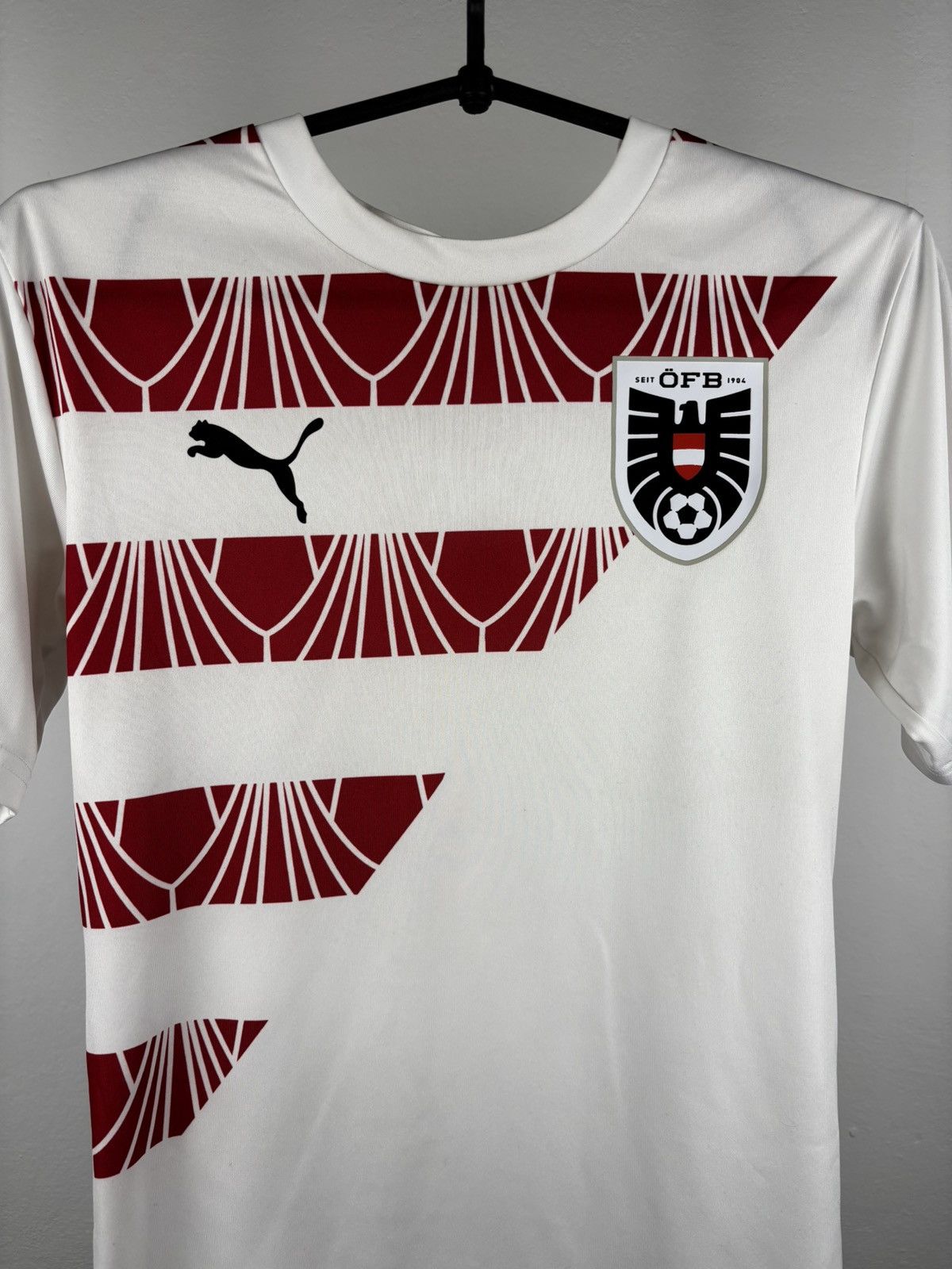 Puma Puma x Australia jersey size XS Size US XS / EU 42 / 0 - 2 Thumbnail