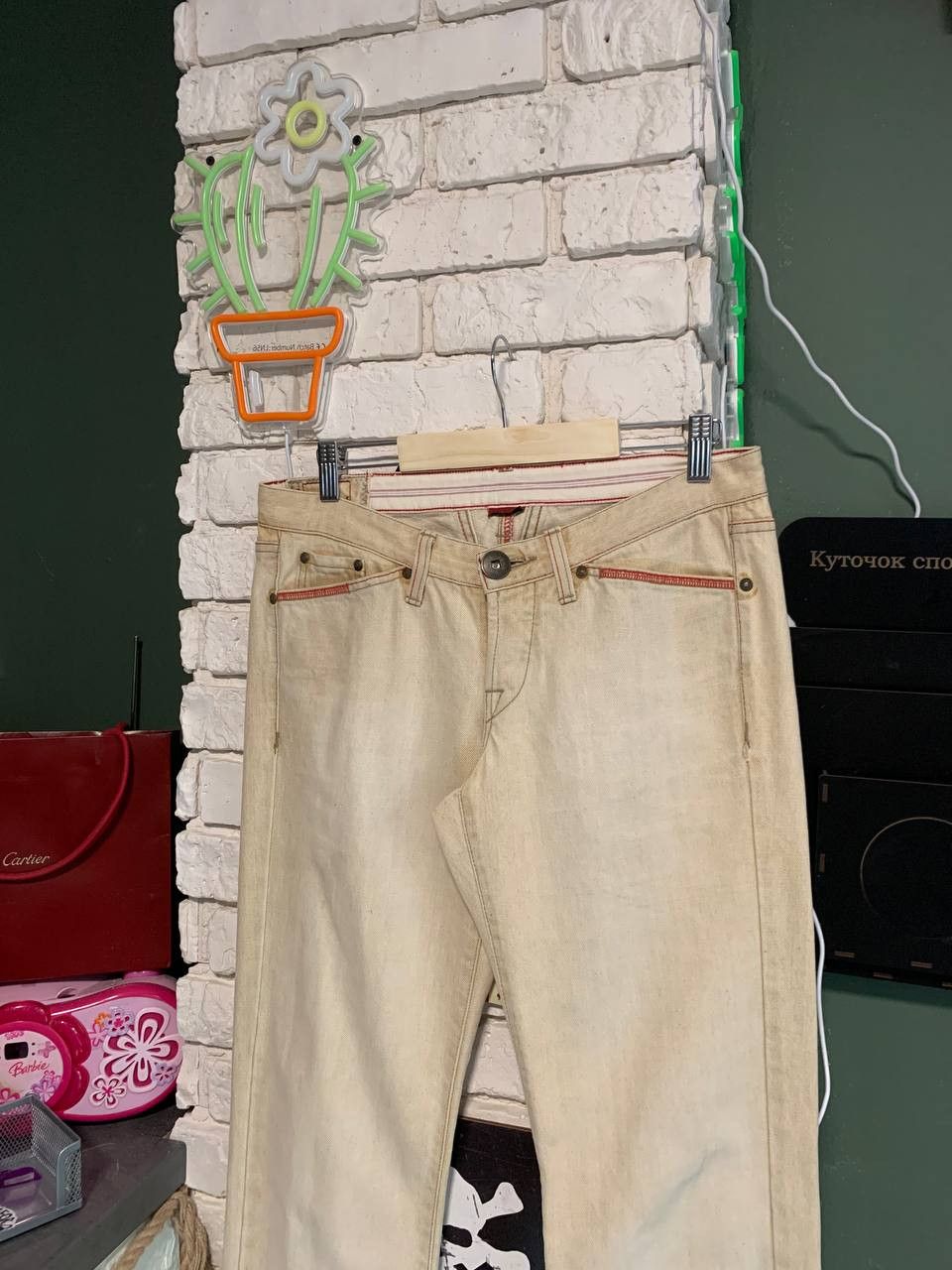 Marithe + Francois Girbaud Marithe Francois Girbaud Beige Denim Size 29 Straight Size US 29 - 2 Thumbnail