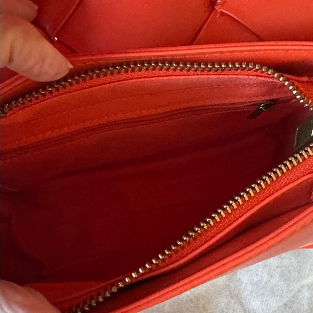 Anthropologie Anthropologie Orange Puffy Woven Crossbody Bag. NWT. Size ONE SIZE - 7 Thumbnail