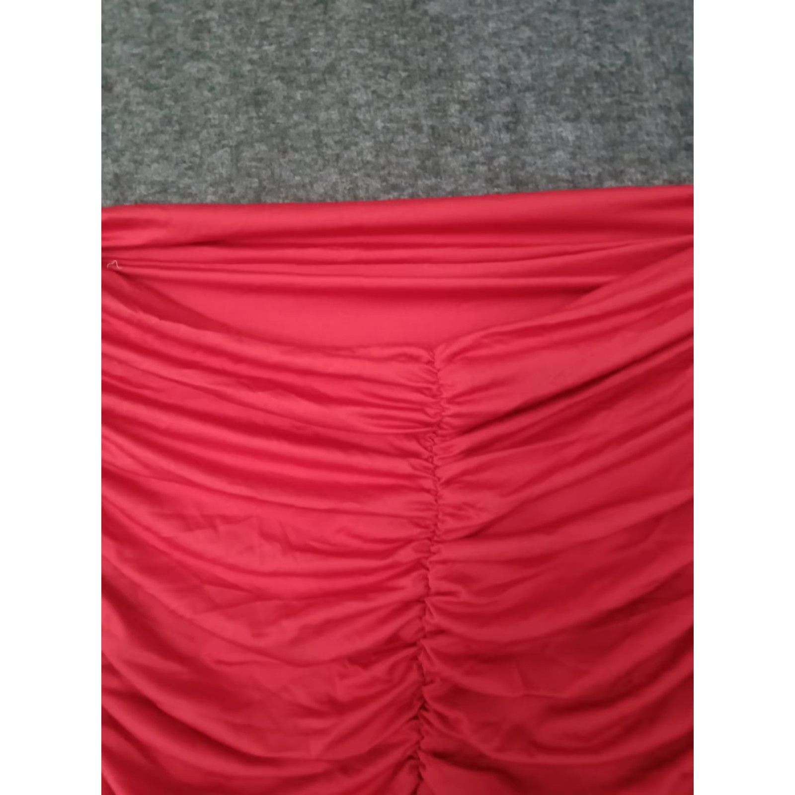 Vintage VINTAGE Small Red Ruched Women's Form Fitting Sexy Mini Skirt Lined Size 32" / US 10 / IT 46 - 3 Thumbnail