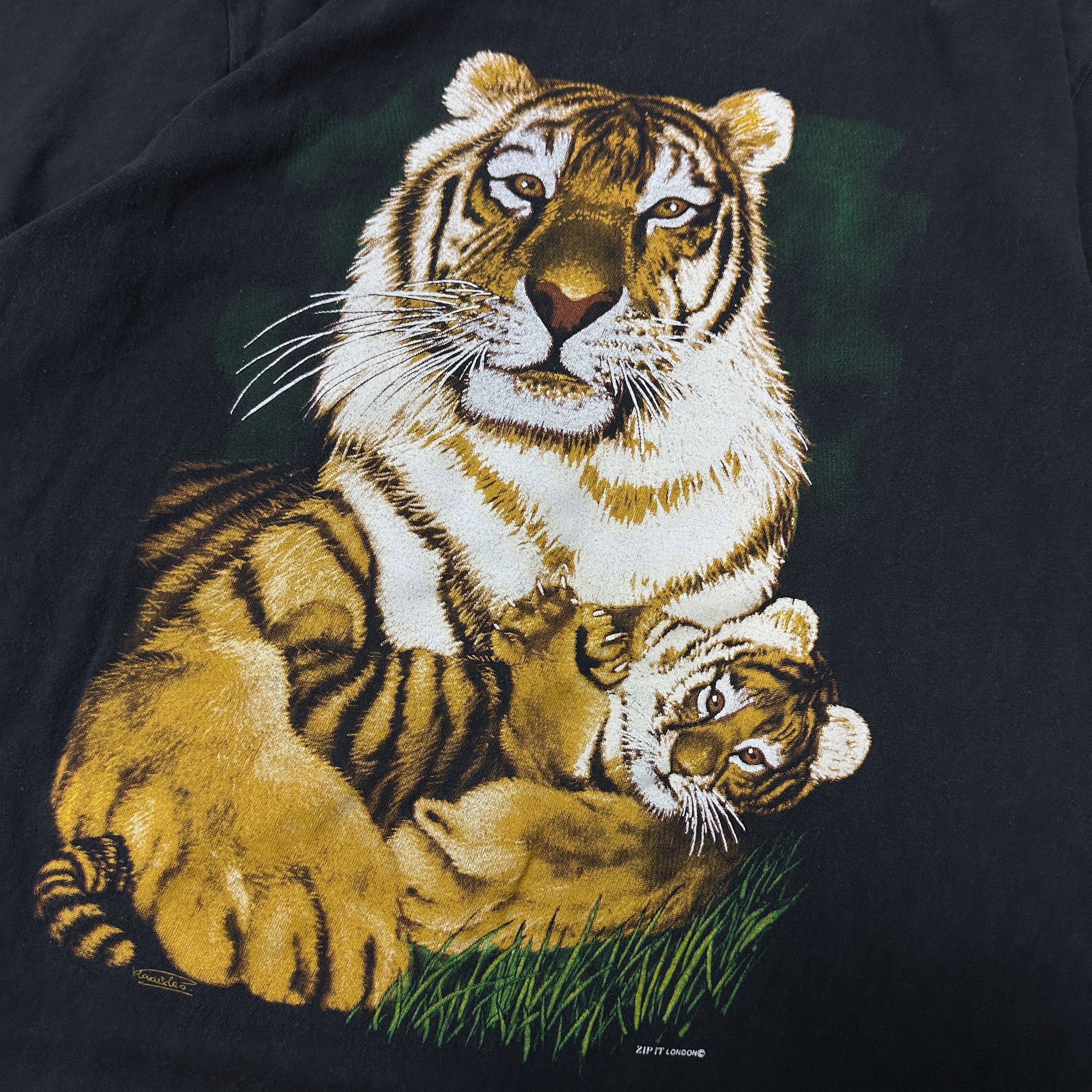 Vintage Vintage Streetwear Tiger Little Tiger Print T-shirt Y2K Size US M / EU 48-50 / 2 - 2 Thumbnail