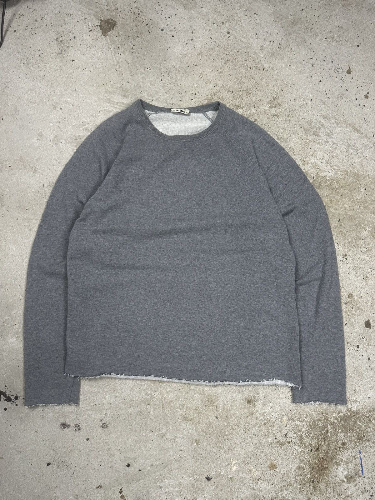 Acne Studios Acne Studios Distressed Style Gray Crewneck Sweatshirt Size US L / EU 52-54 / 3 - 1 Thumbnail
