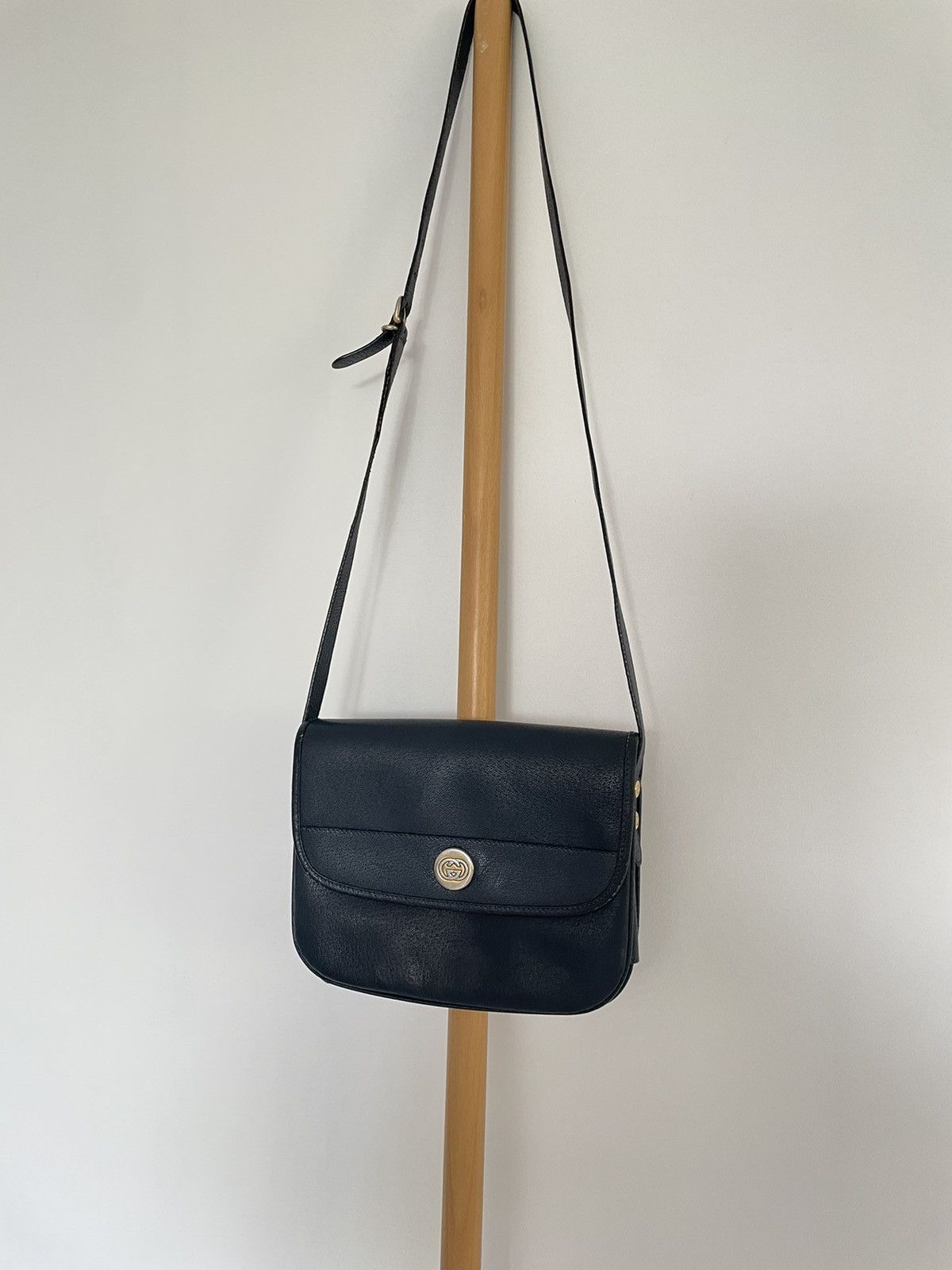 Gucci Vintage Gucci Crossbody bag 001•116•0917 Size ONE SIZE - 4 Thumbnail