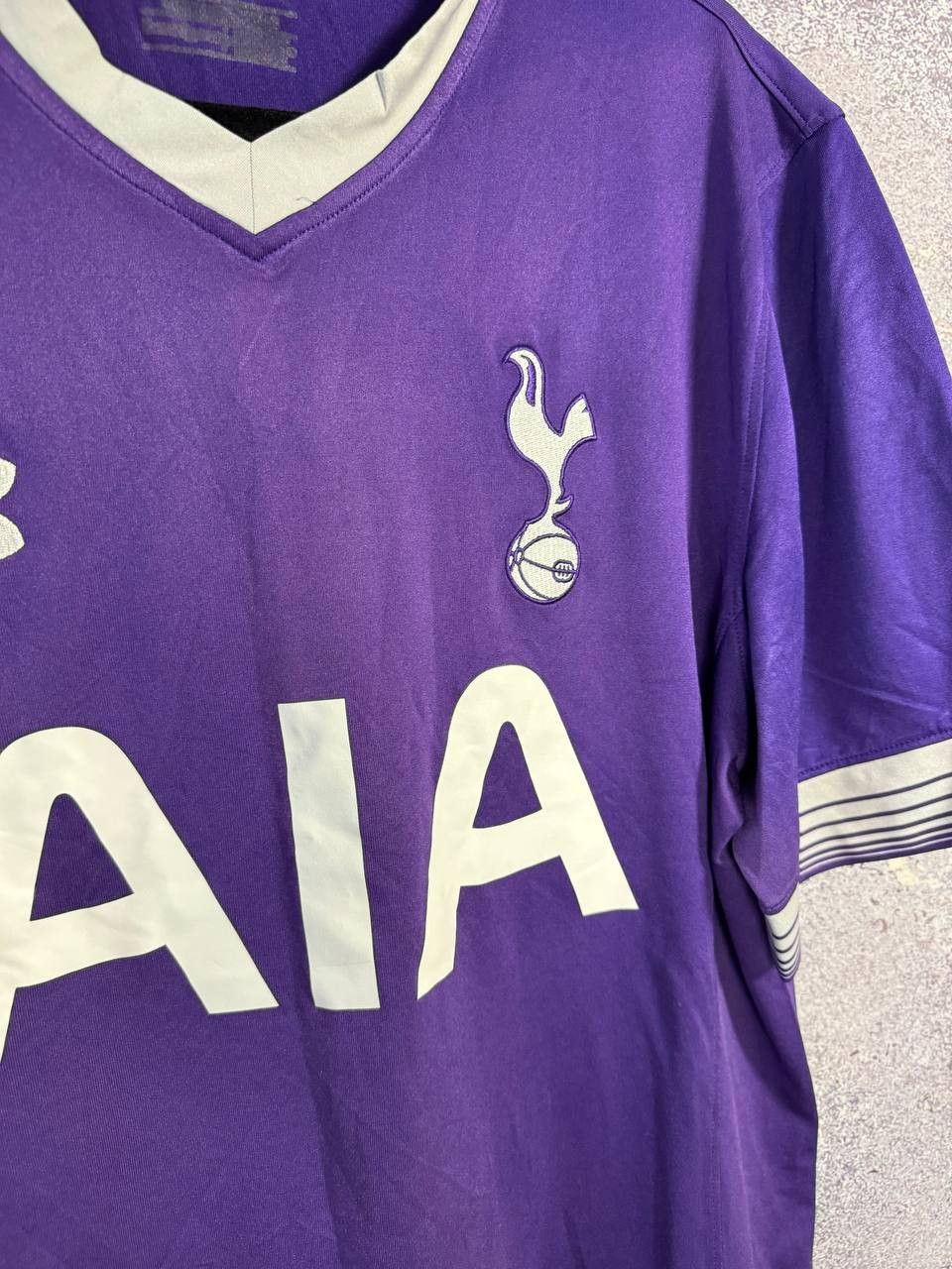 Under Armour Vintage Tottenham 2015/16 Third Under Armour Jersey Size US L / EU 52-54 / 3 - 7 Thumbnail