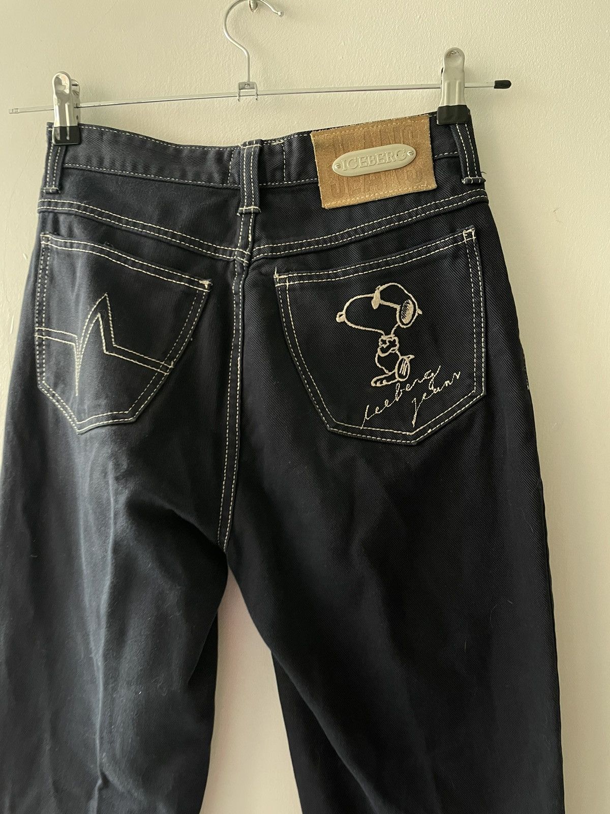 Iceberg IcebergxSnoopy jean Size 24" / US 00 / IT 34 - 5 Thumbnail