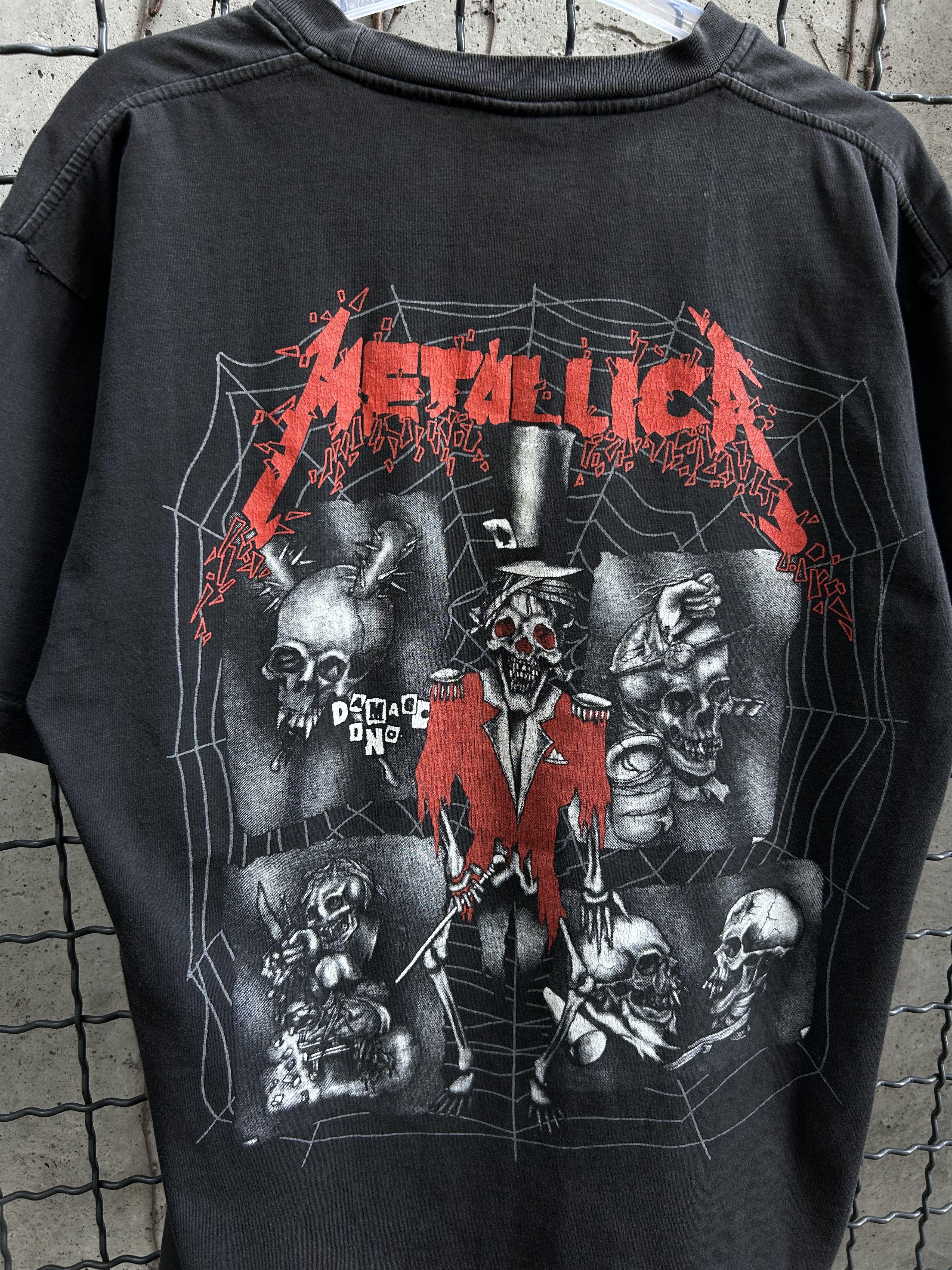 Band Tees Vintage 90s Metallica Ringmaster Rock Band T-shirt Size US L / EU 52-54 / 3 - 15 Thumbnail