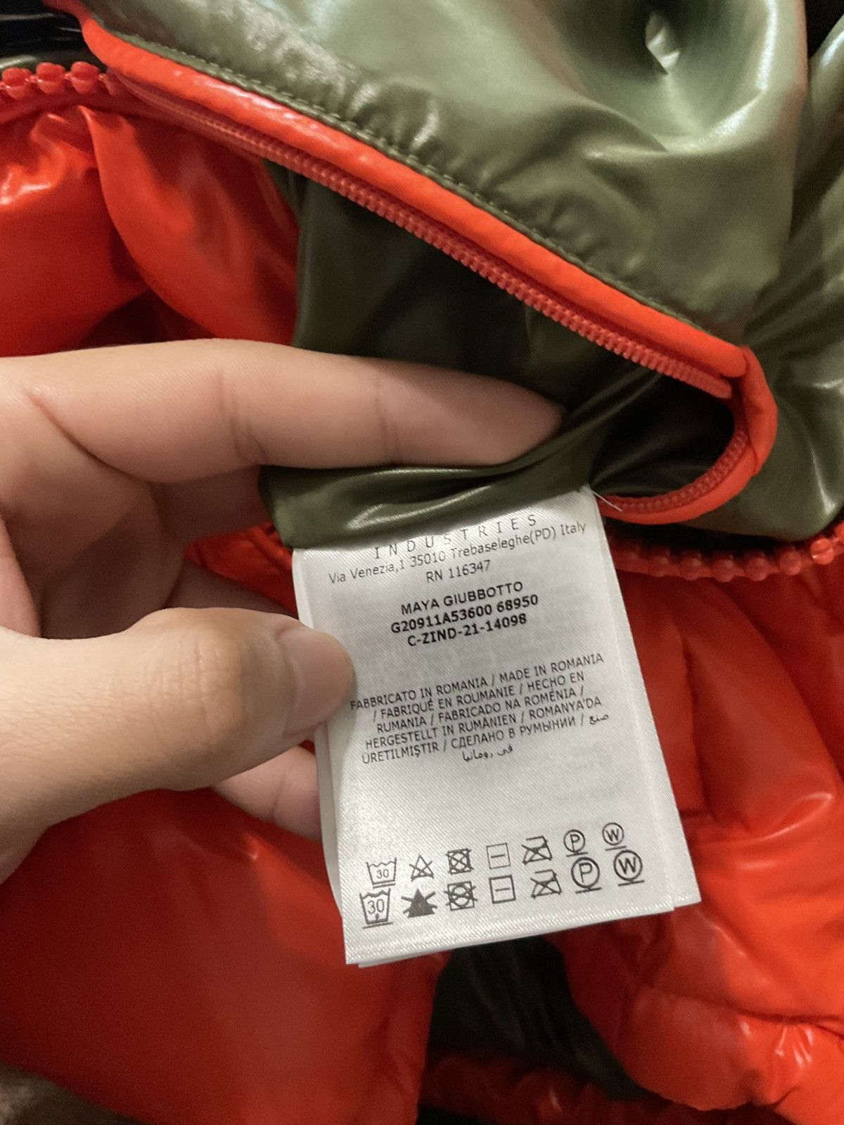 Moncler Orange moncler maya Size US L / EU 52-54 / 3 - 10 Thumbnail