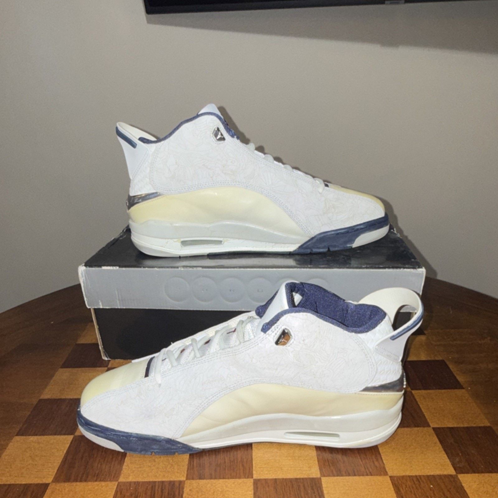 Jordan Brand Jordan Dub Zero White Midnight Navy Men's 13 Air Jordan Size US 13 / EU 46 - 2 Thumbnail