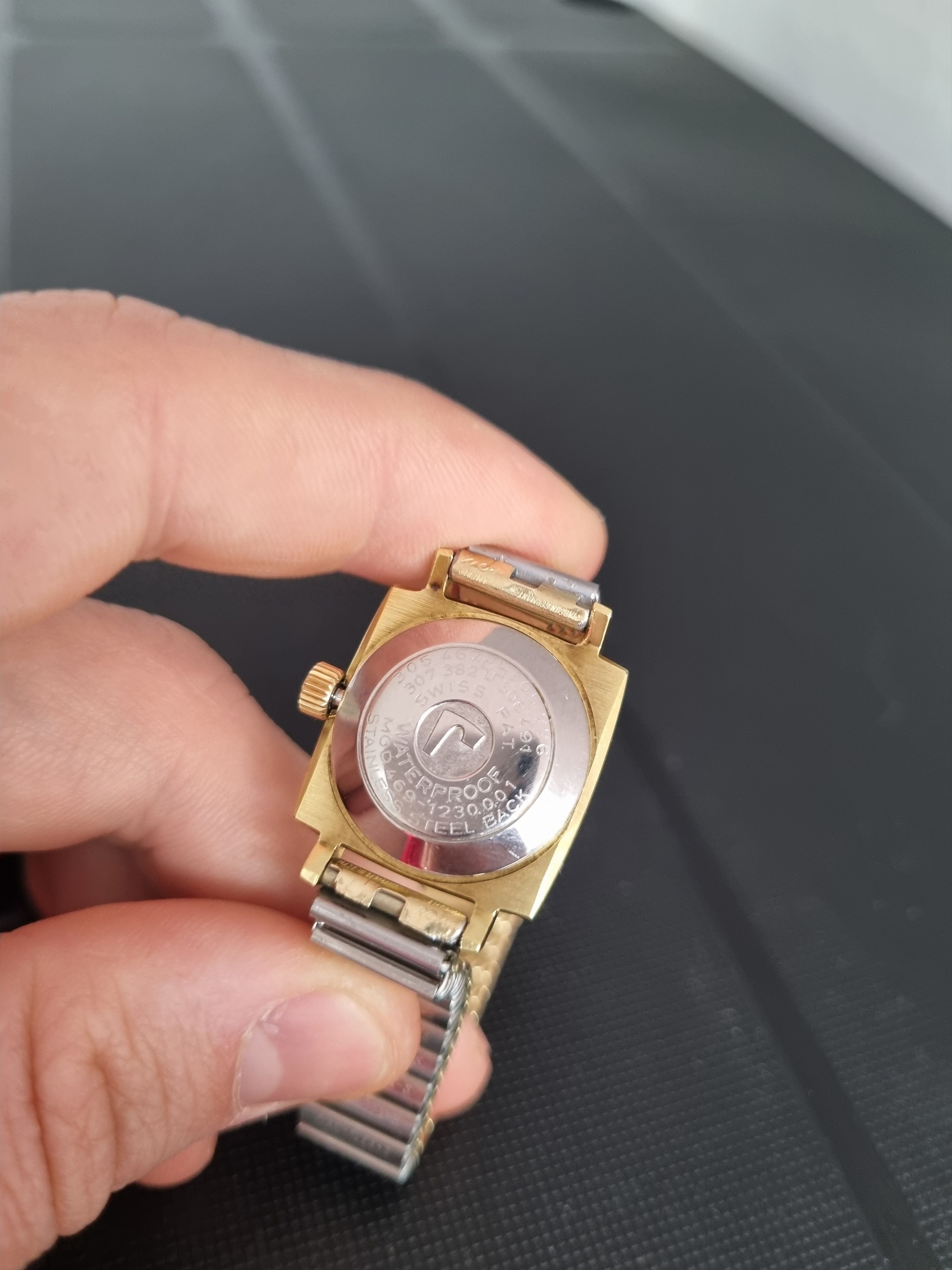 ROAMER × Vintage Roamer STINGRAY Waterproof HAND-WINDING Vintage Watch Size ONE SIZE - 16 Thumbnail