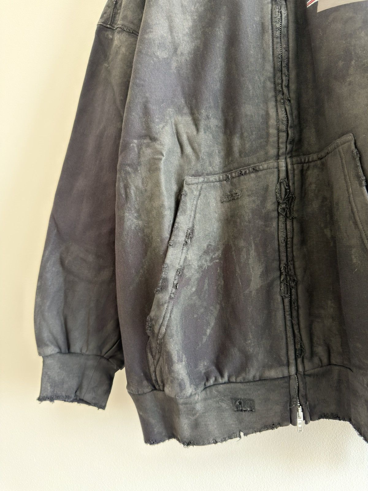 Balenciaga BALENCIAGA DEMNA GAFFER HOODIE ZIP UP MUD SHOW BLACK Size US M / EU 48-50 / 2 - 4 Thumbnail