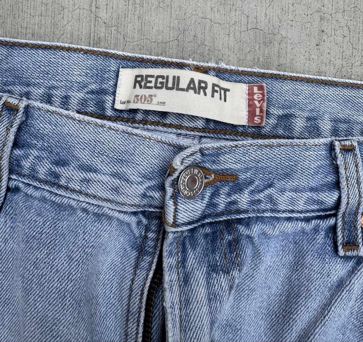 Levi's LEVI’S 505 REGULAR FIT BLUE JEANS DENIM SIZE 36 W x 30 L Size US 36 / EU 52 - 2 Thumbnail