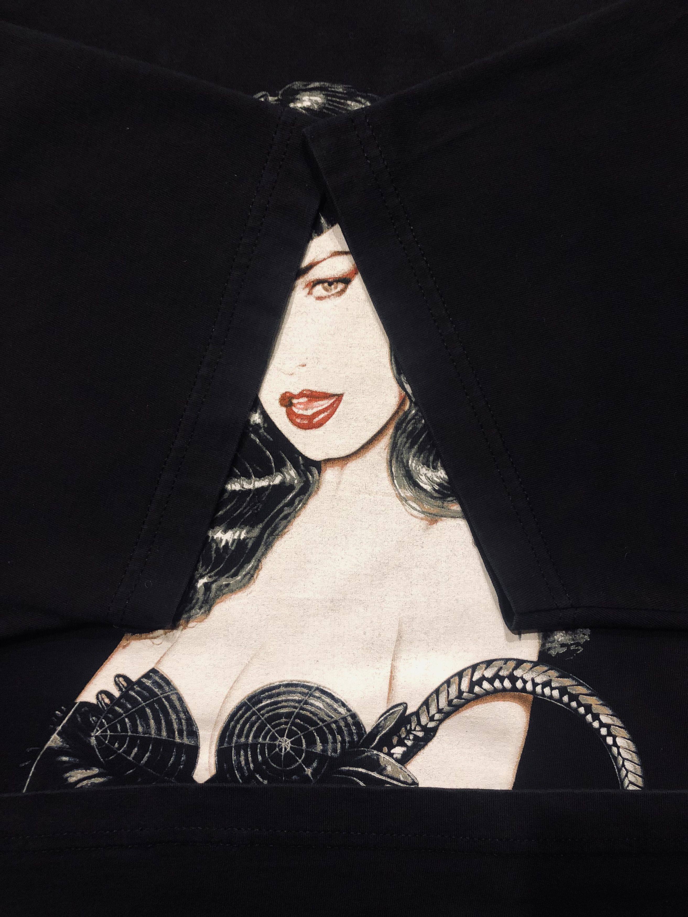 Vintage * Vintage Bettie Page Bondage T-Shirt * Size US XL / EU 56 / 4 - 2 Thumbnail