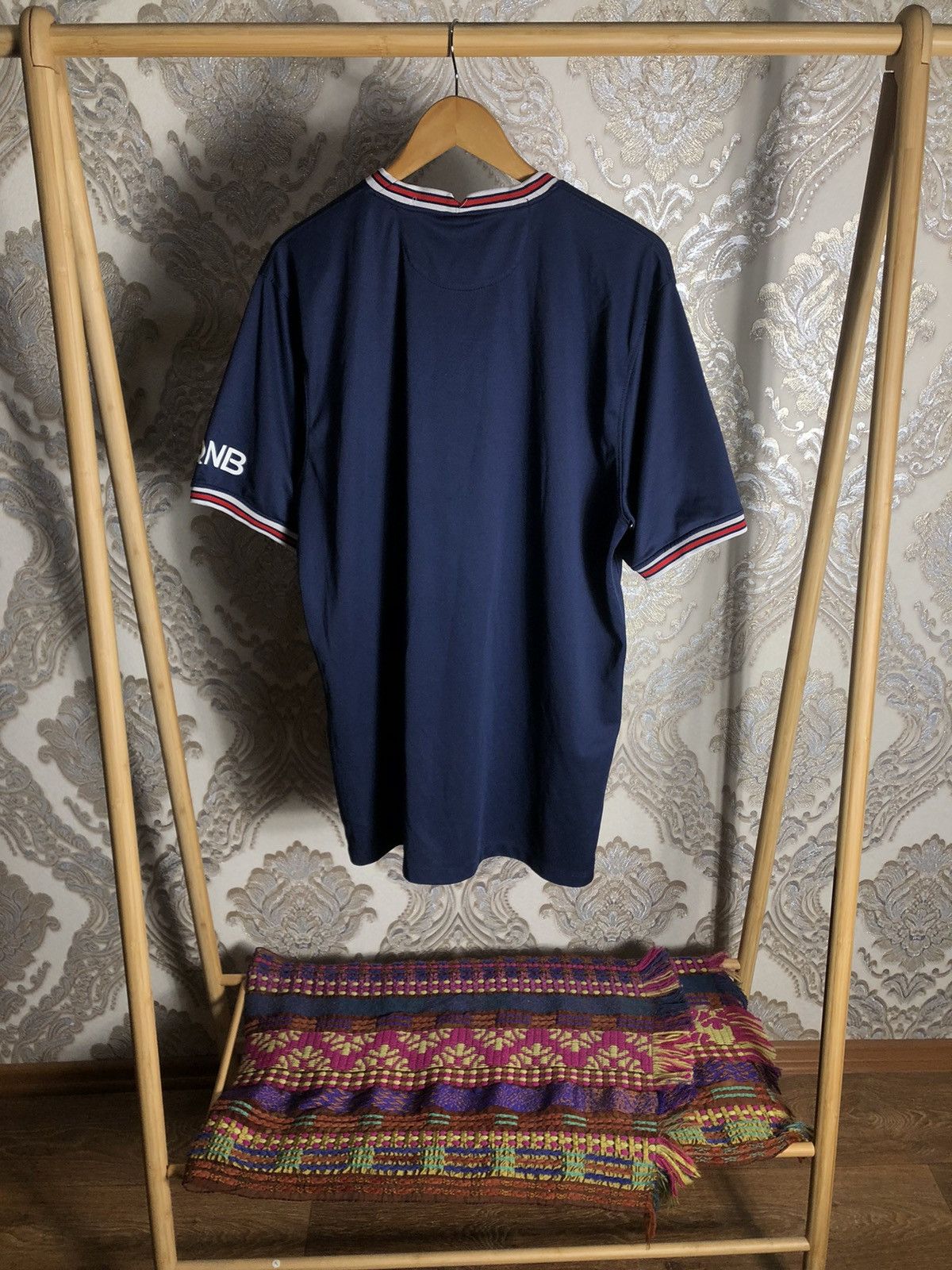 Vintage VERY RARE NIKE JORDAN PSG PARIS FRANCE SOCCER JERSEY Y2K 90s Size US XL / EU 56 / 4 - 6 Thumbnail