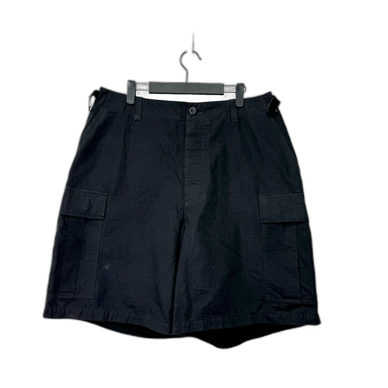 Balenciaga Balenciaga Black Cargo Shorts Size 46 Size US 44 / EU 60 - 1 Thumbnail