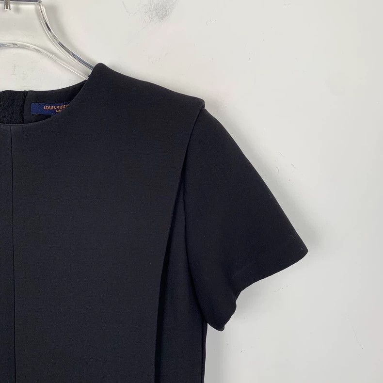 Louis Vuitton Louis Vuitton 22 Black Sheep and Wool Zip Crew Neck Short Size XXS / US 00 / IT 34 - 3 Thumbnail
