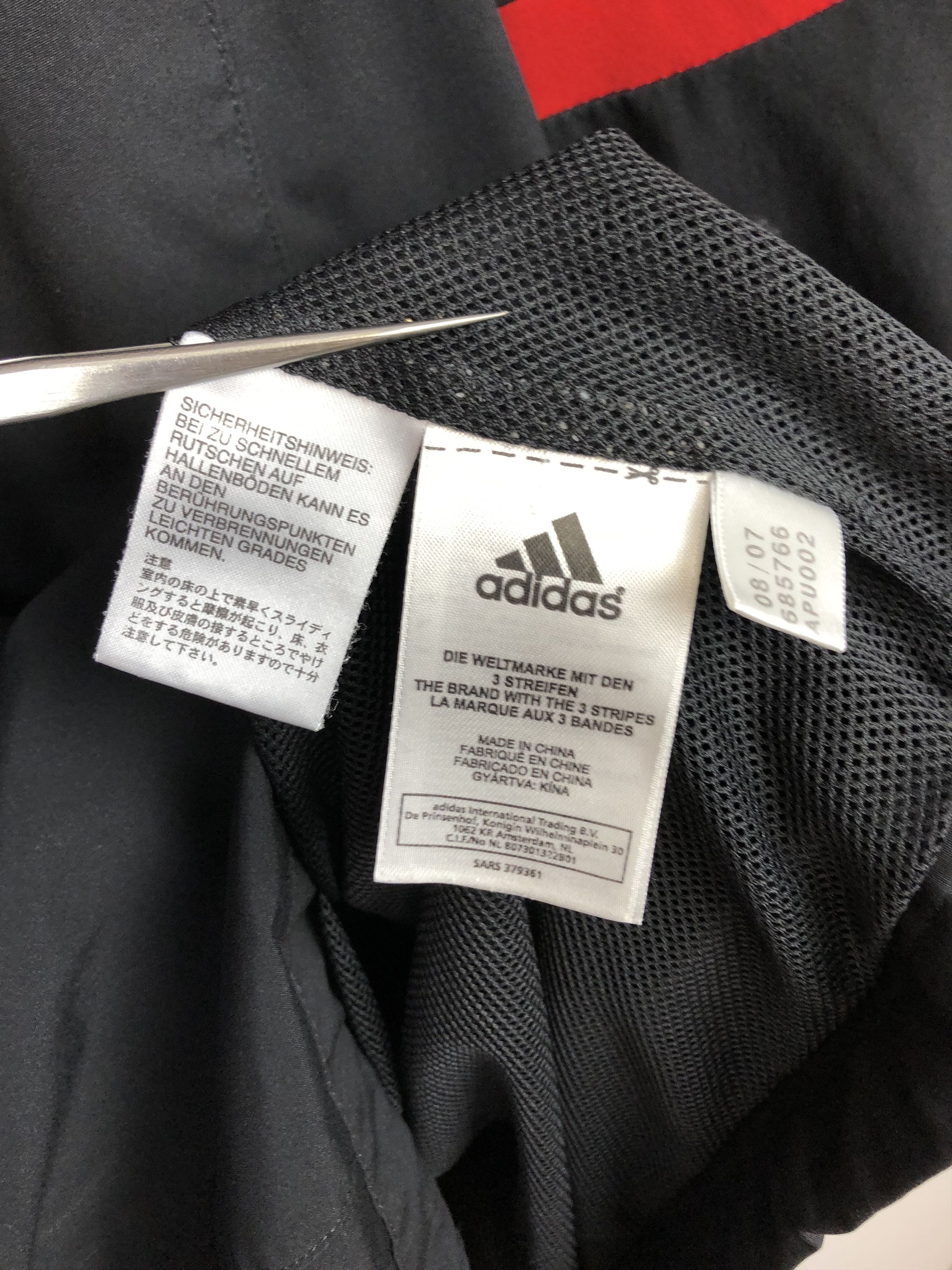 Adidas Vintage Adidas Liverpool Football Jacket Soccer Track Top Size US M / EU 48-50 / 2 - 10 Thumbnail